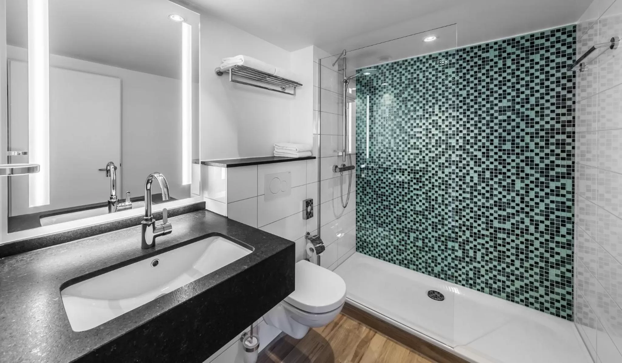 Photo of the whole room in Holiday Inn Munich City Centre by IHG