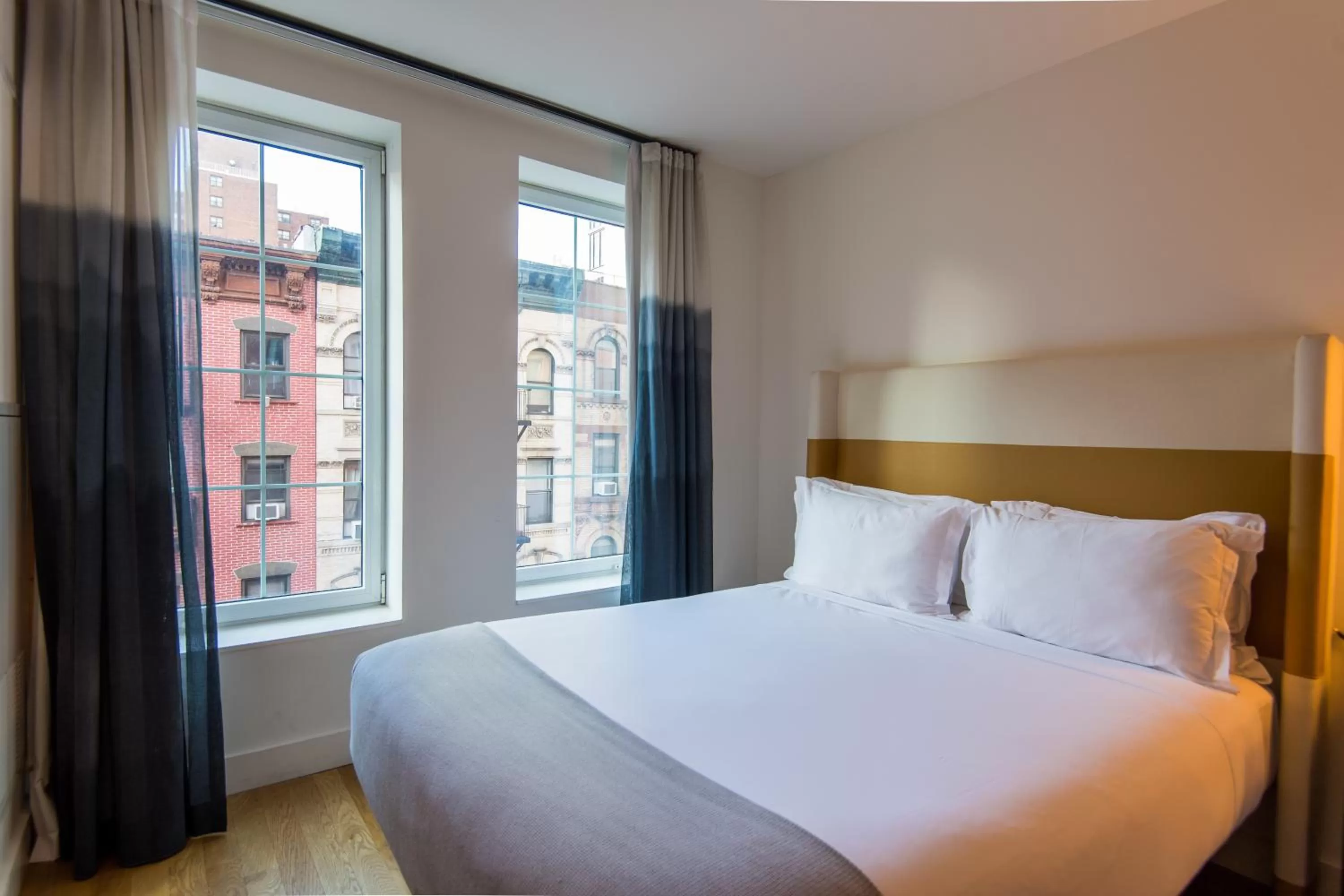 Photo of the whole room, Bed in Hotel Indigo Lower East Side New York by IHG