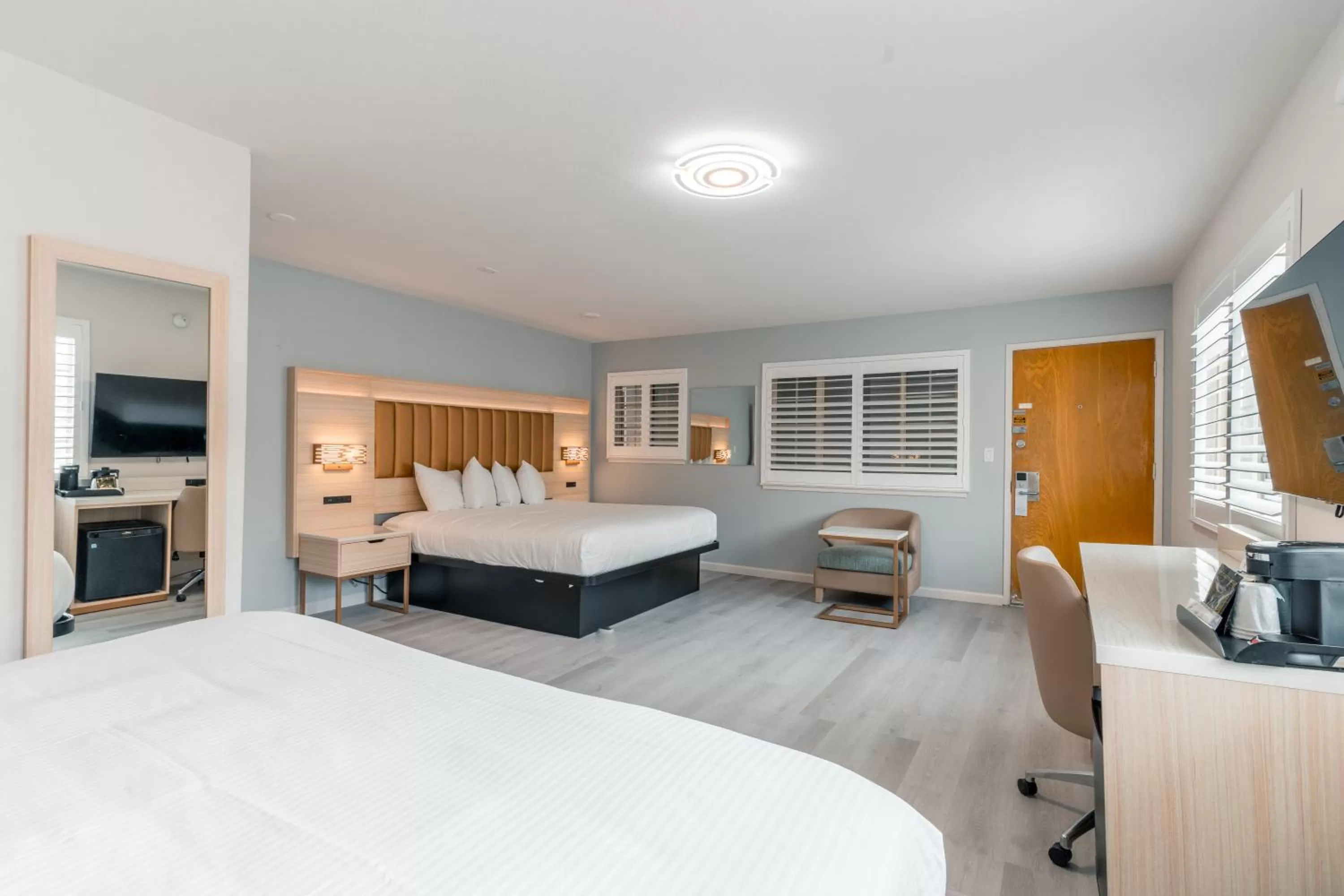 Bed in Inn on Broadway