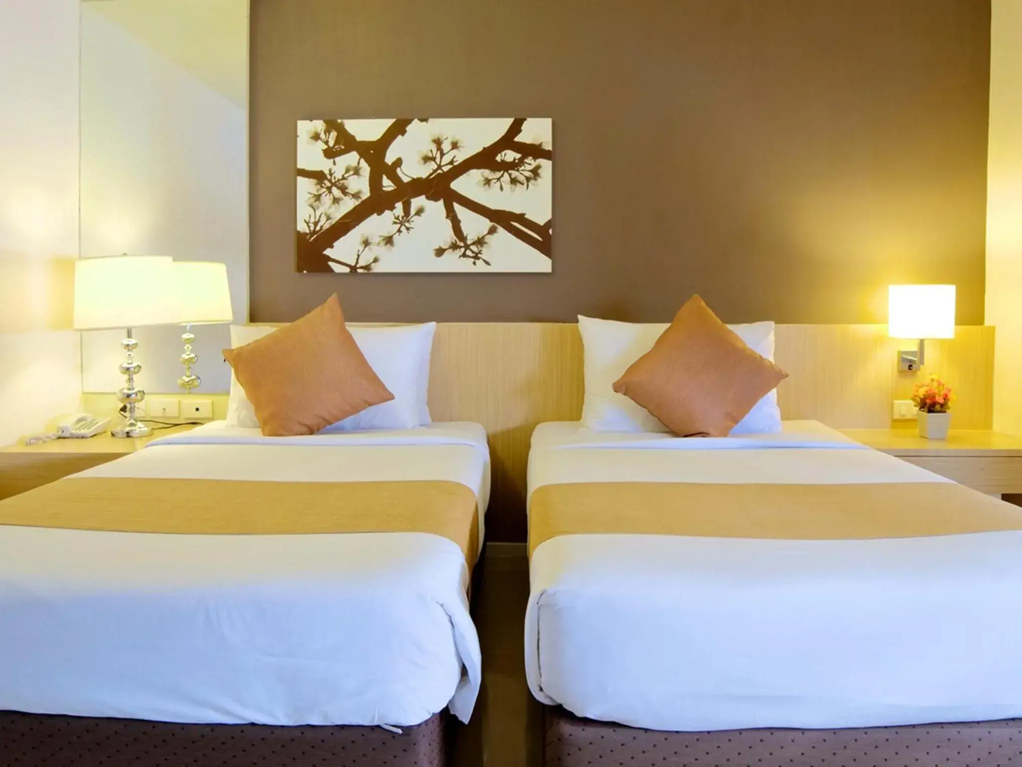 Bed in Grand Alpine Hotel