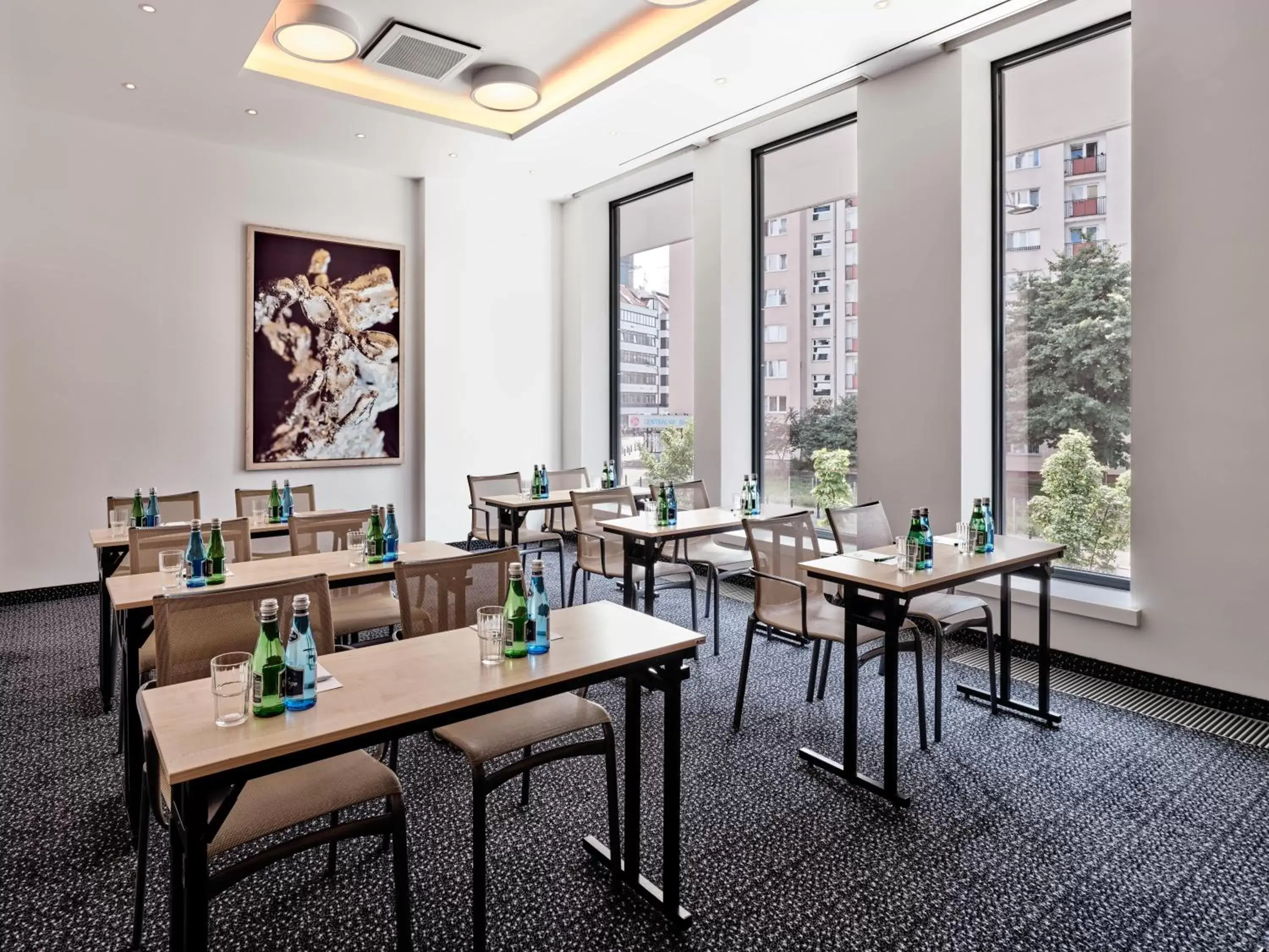 Meeting/conference room, Restaurant/Places to Eat in Holiday Inn - Warsaw City Centre, an IHG Hotel