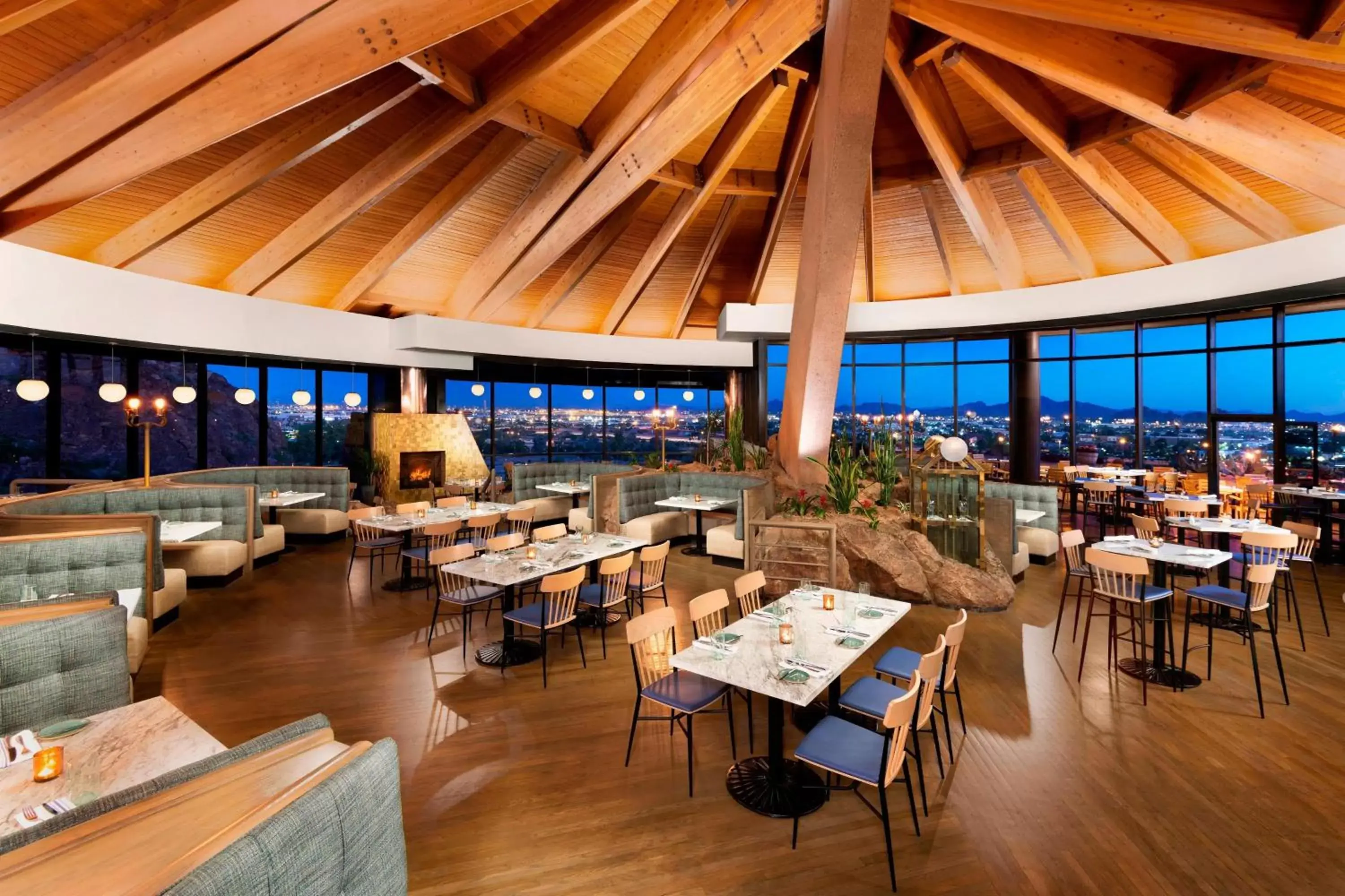 Restaurant/Places to Eat in Phoenix Marriott Resort Tempe at The Buttes