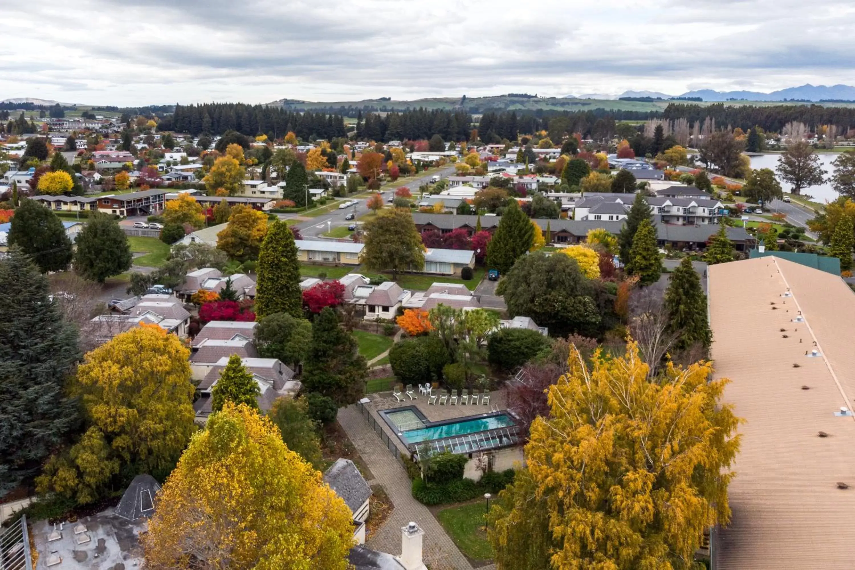 Autumn, Bird's-eye View in Distinction Te Anau Hotel & Villas