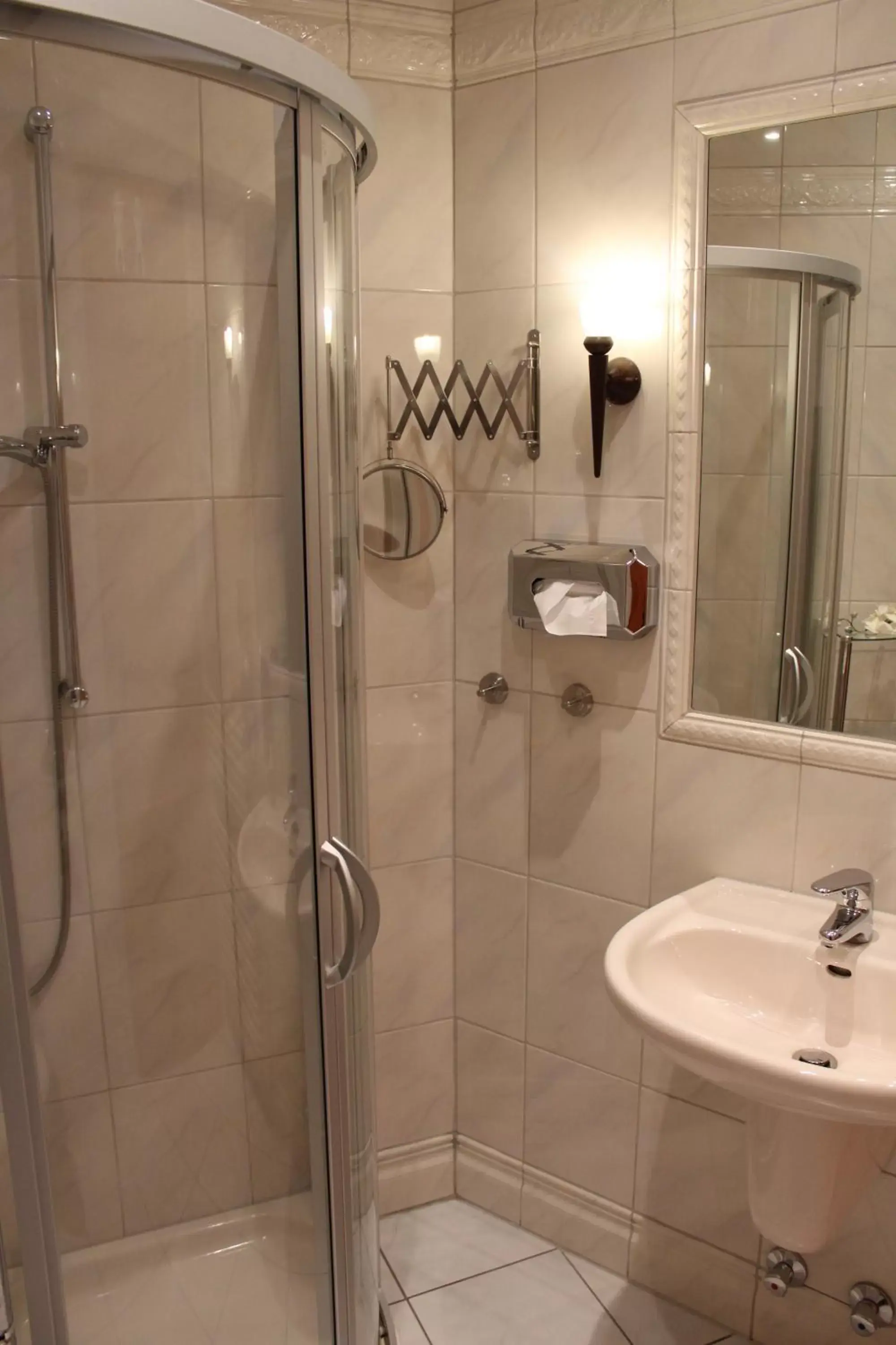 Shower, Bathroom in Hotel Wernerwald