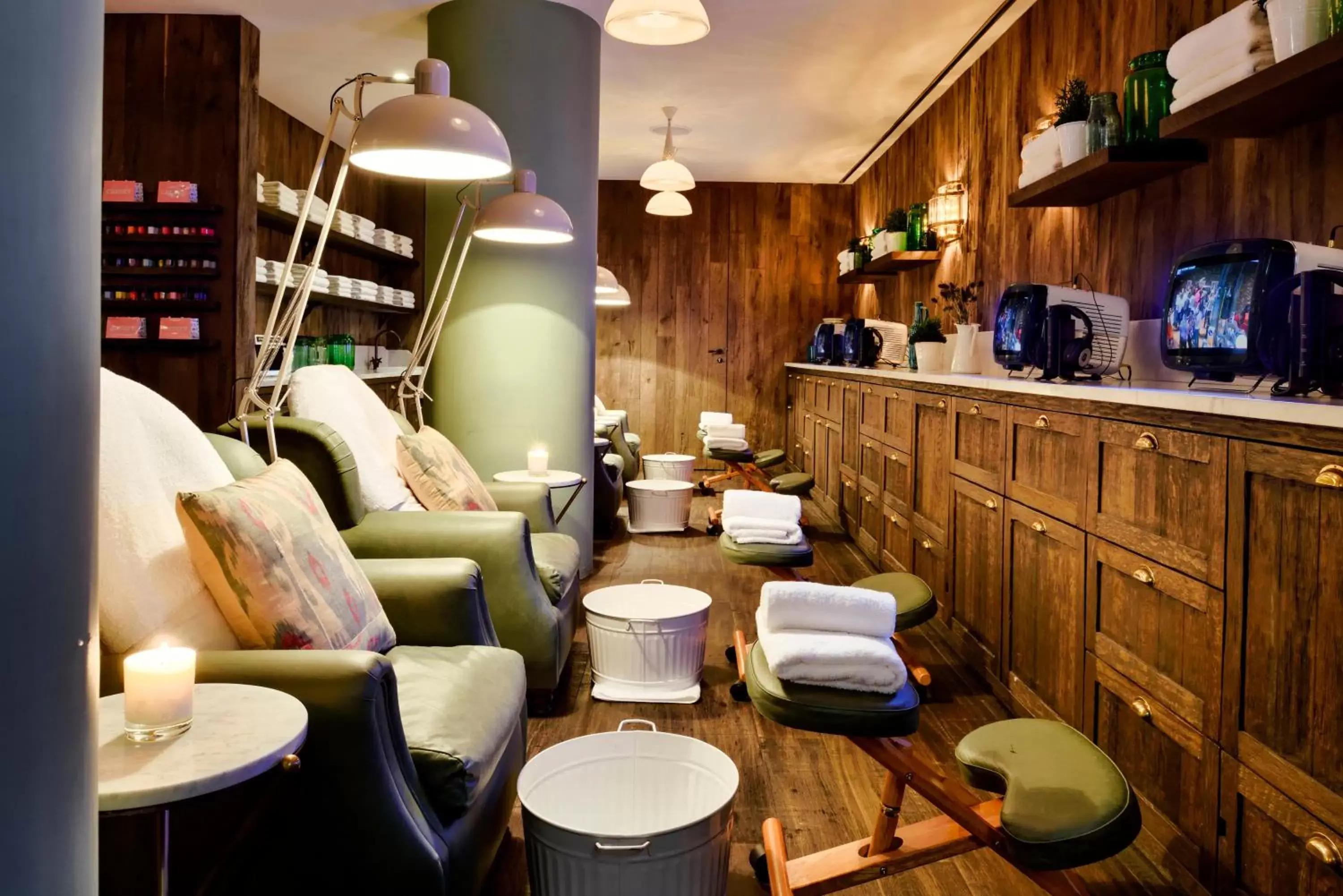 Spa and wellness centre/facilities, Restaurant/Places to Eat in Soho House Istanbul