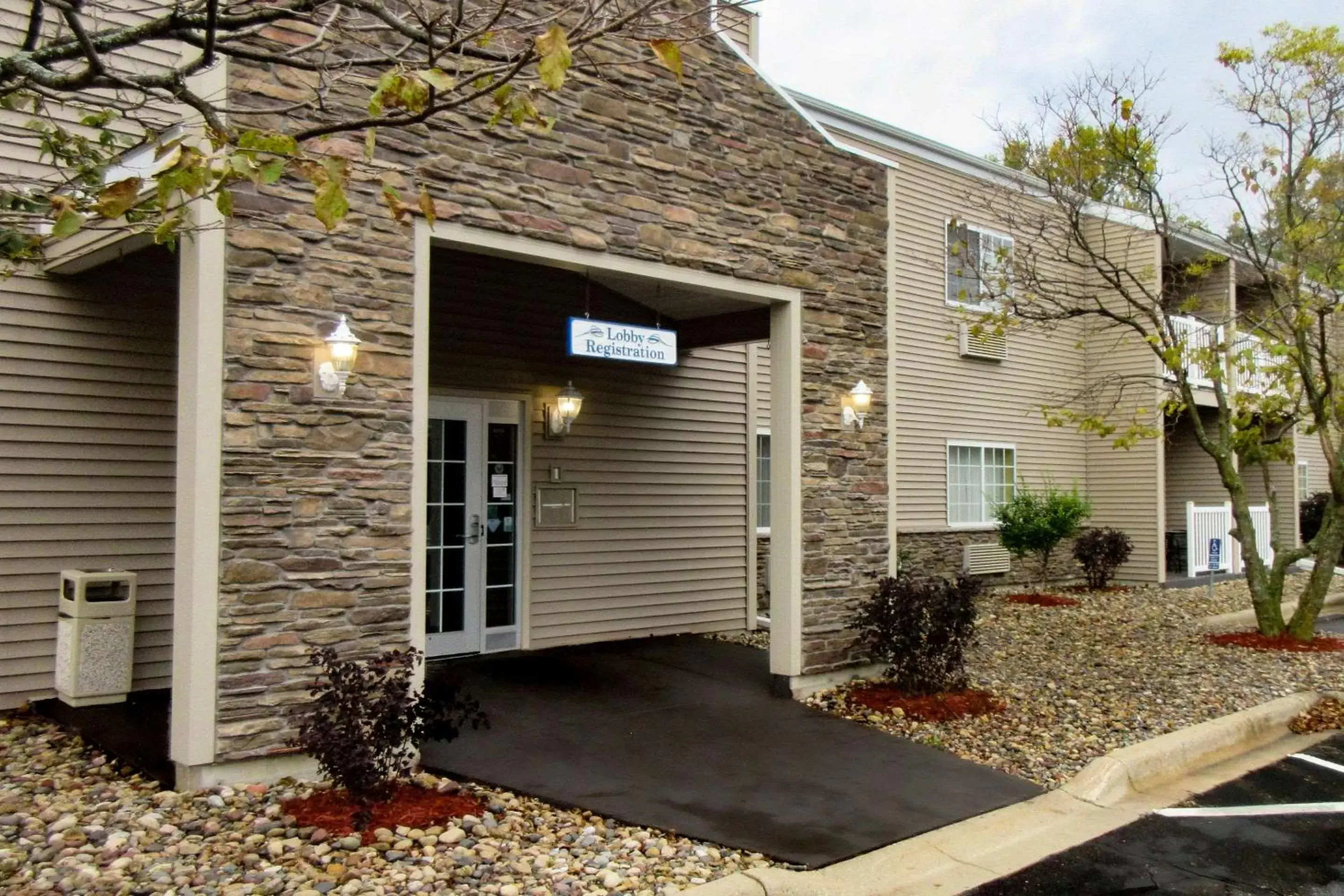Property building in Quality Inn & Suites Red Wing