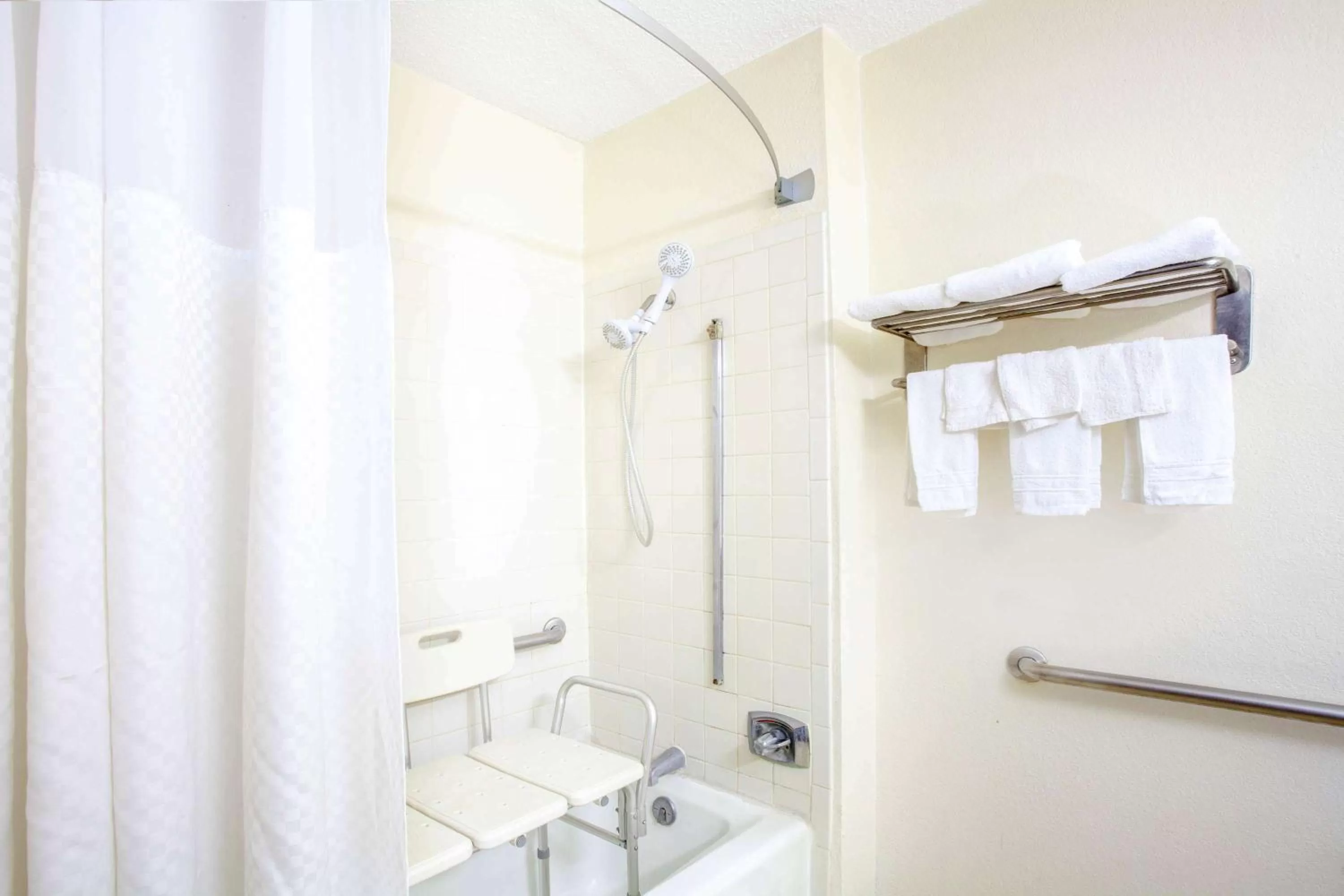 Bathroom in Super 8 by Wyndham Waycross GA