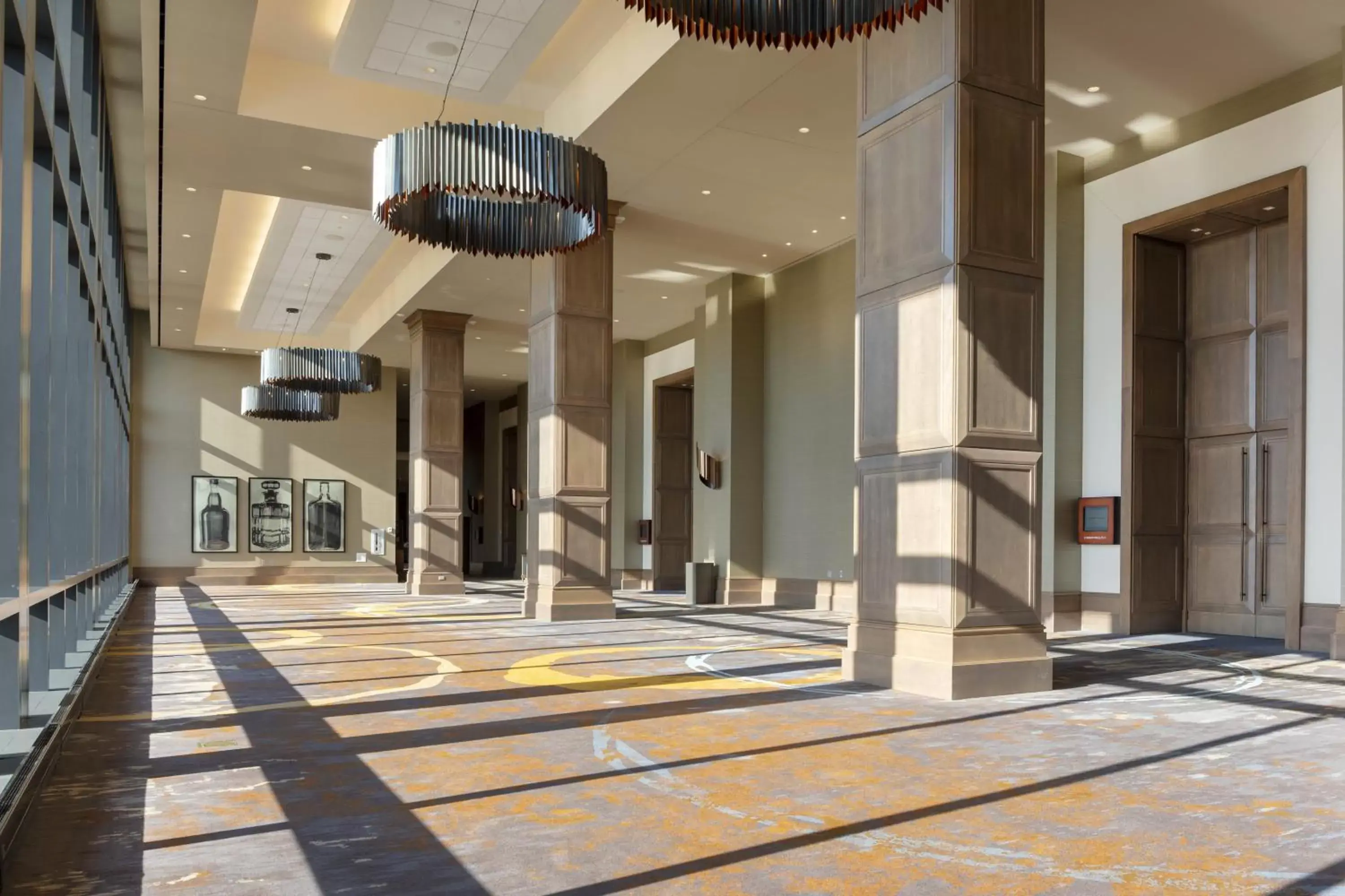 Decorative detail, Lobby/Reception in Omni Louisville Hotel