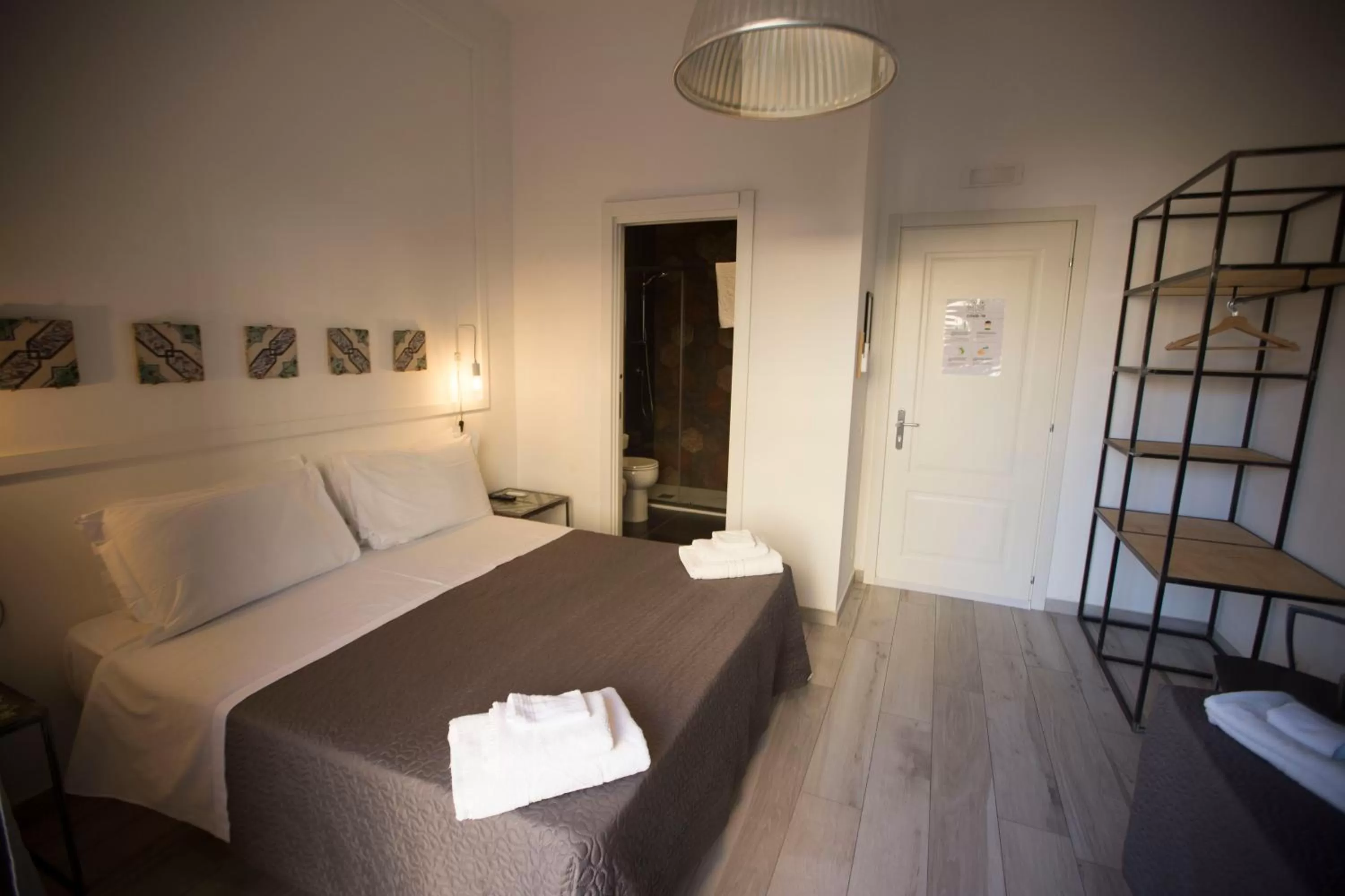 Bed in Borgo Vergini Garden B&B