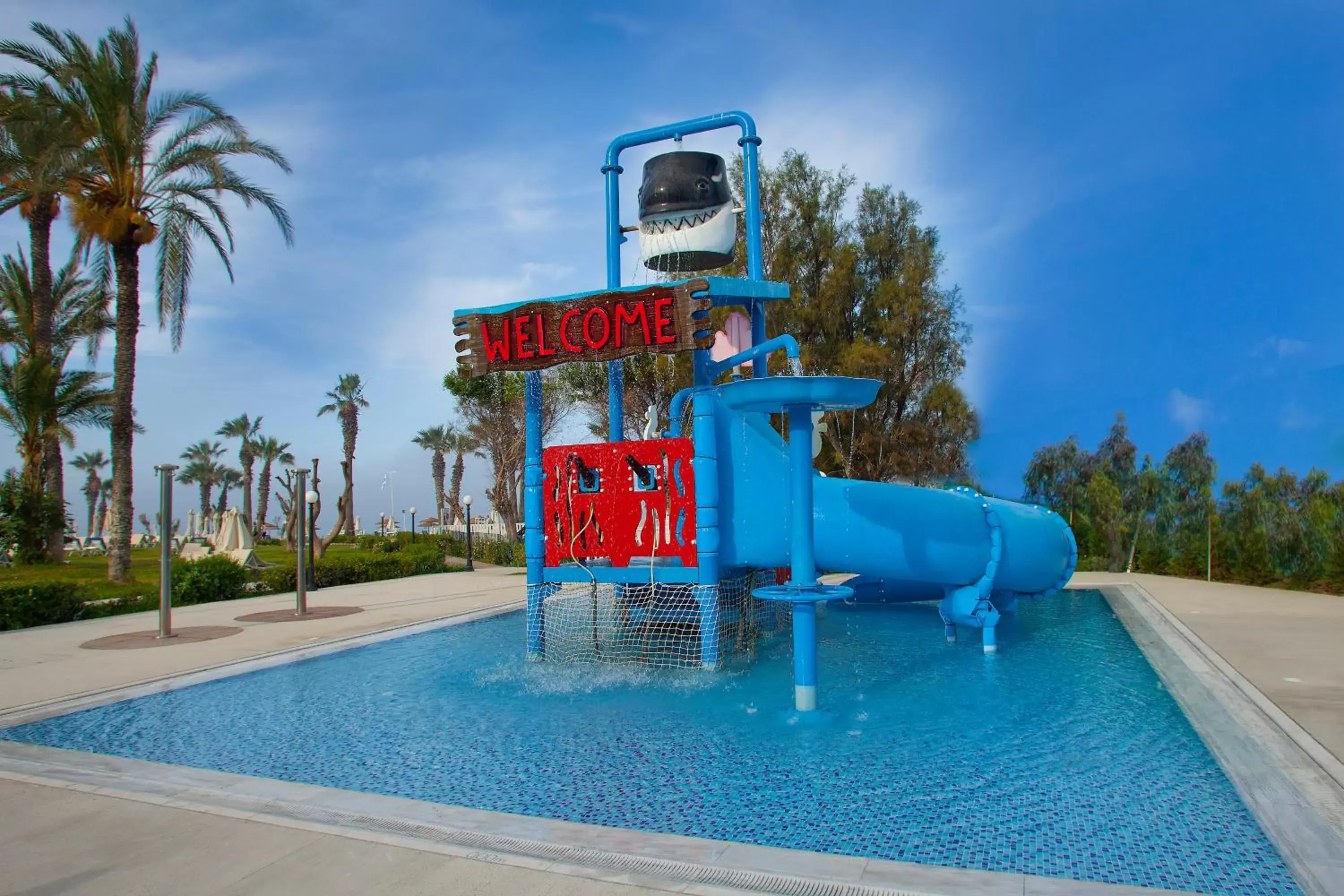 Swimming pool, Water Park in Louis Imperial Beach