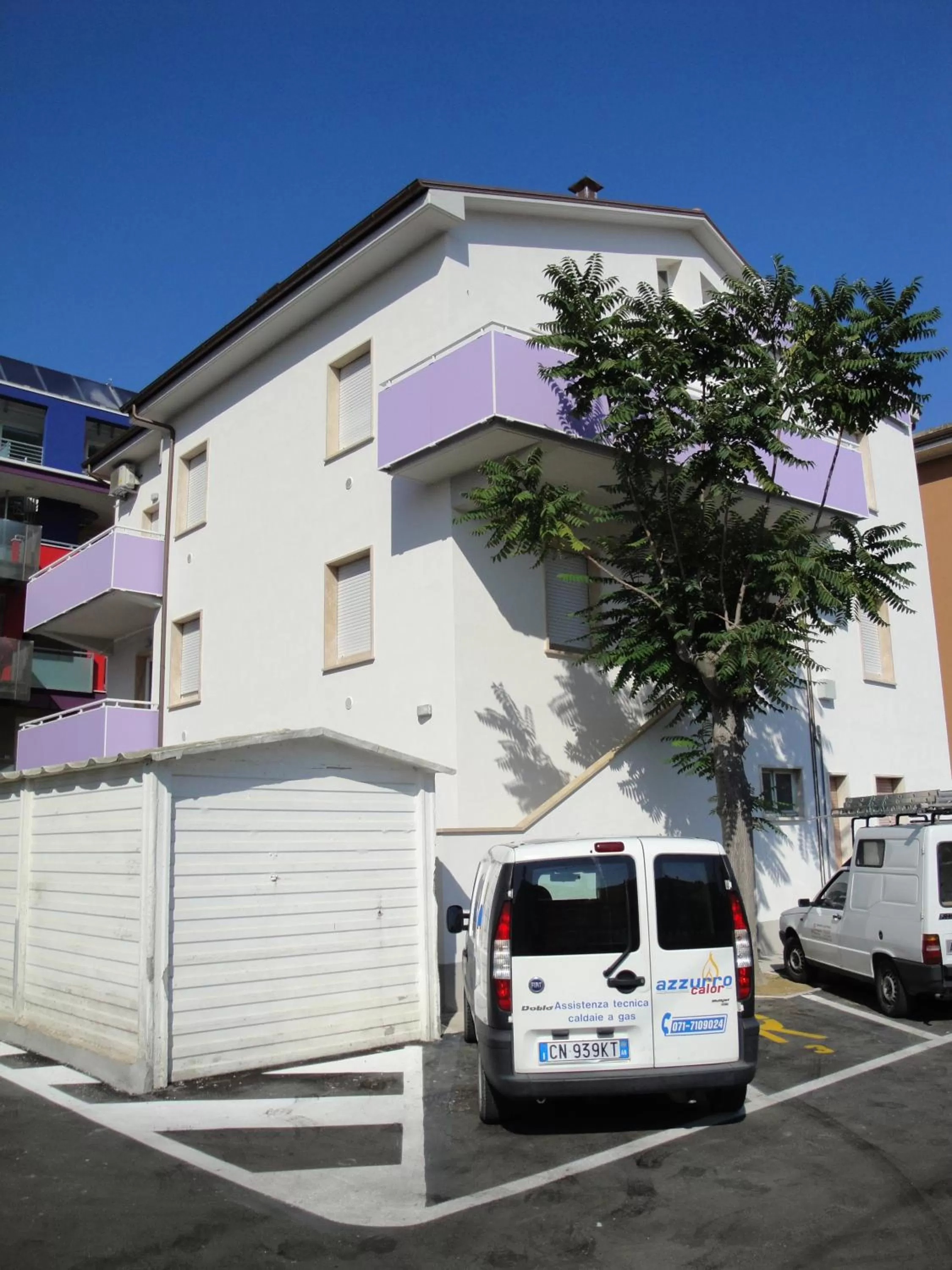 Property building in Residence La Nave