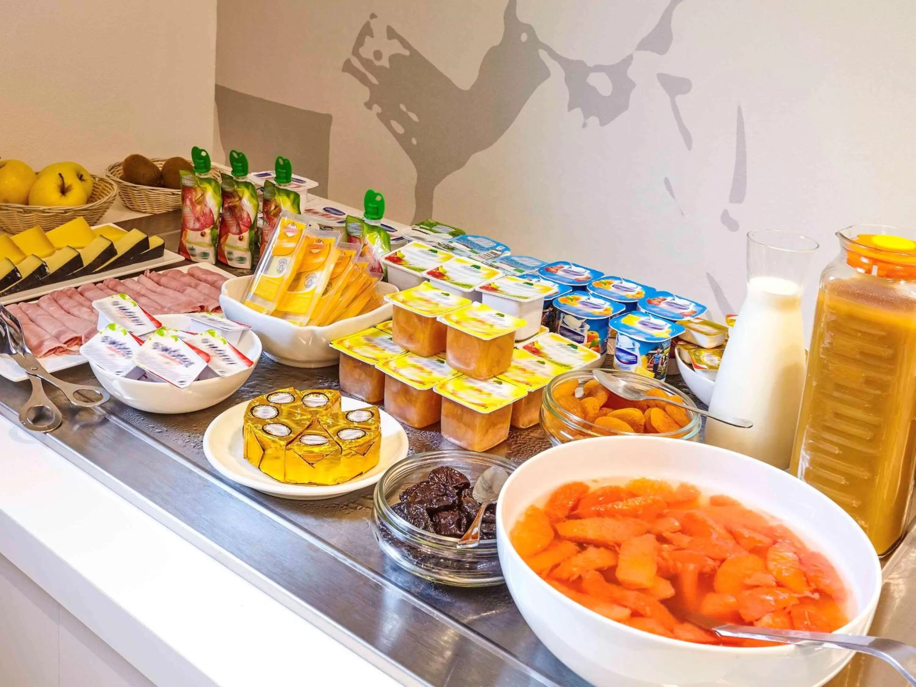 Restaurant/places to eat in ibis Styles Toulouse Nord Sesquieres