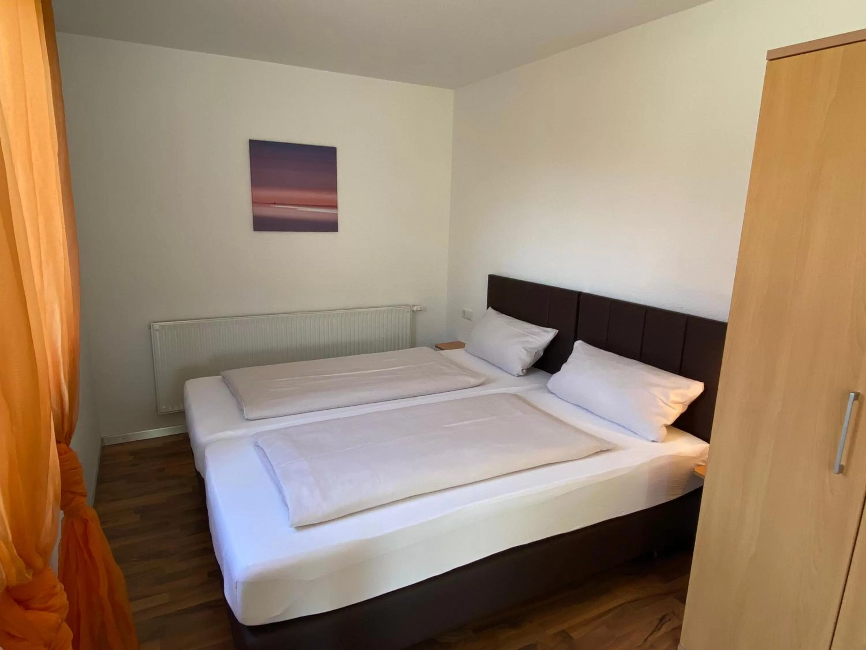 Bedroom, Bed in Fleiner Gästehaus