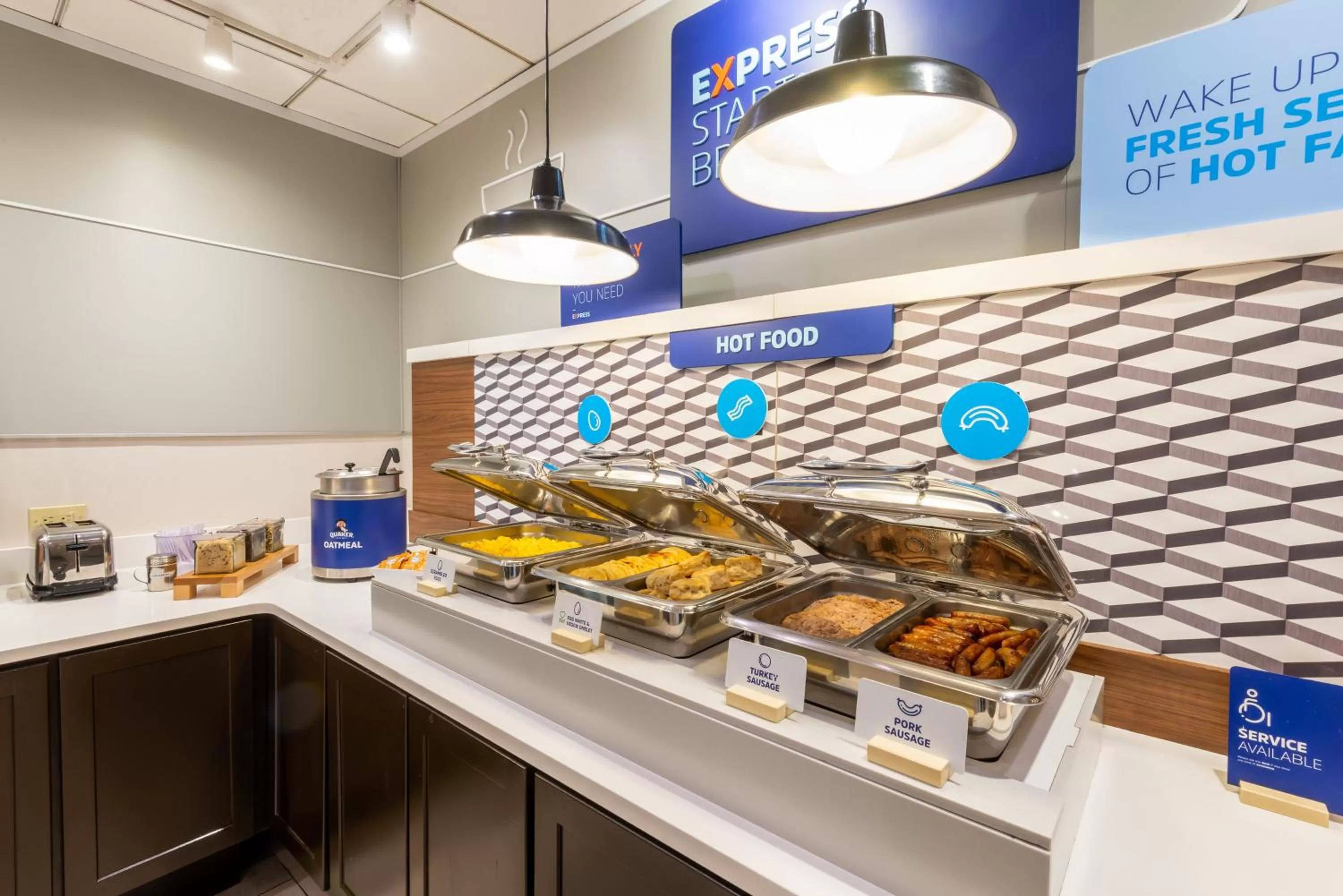 Breakfast in Holiday Inn Express Philadelphia NE-Bensalem by IHG