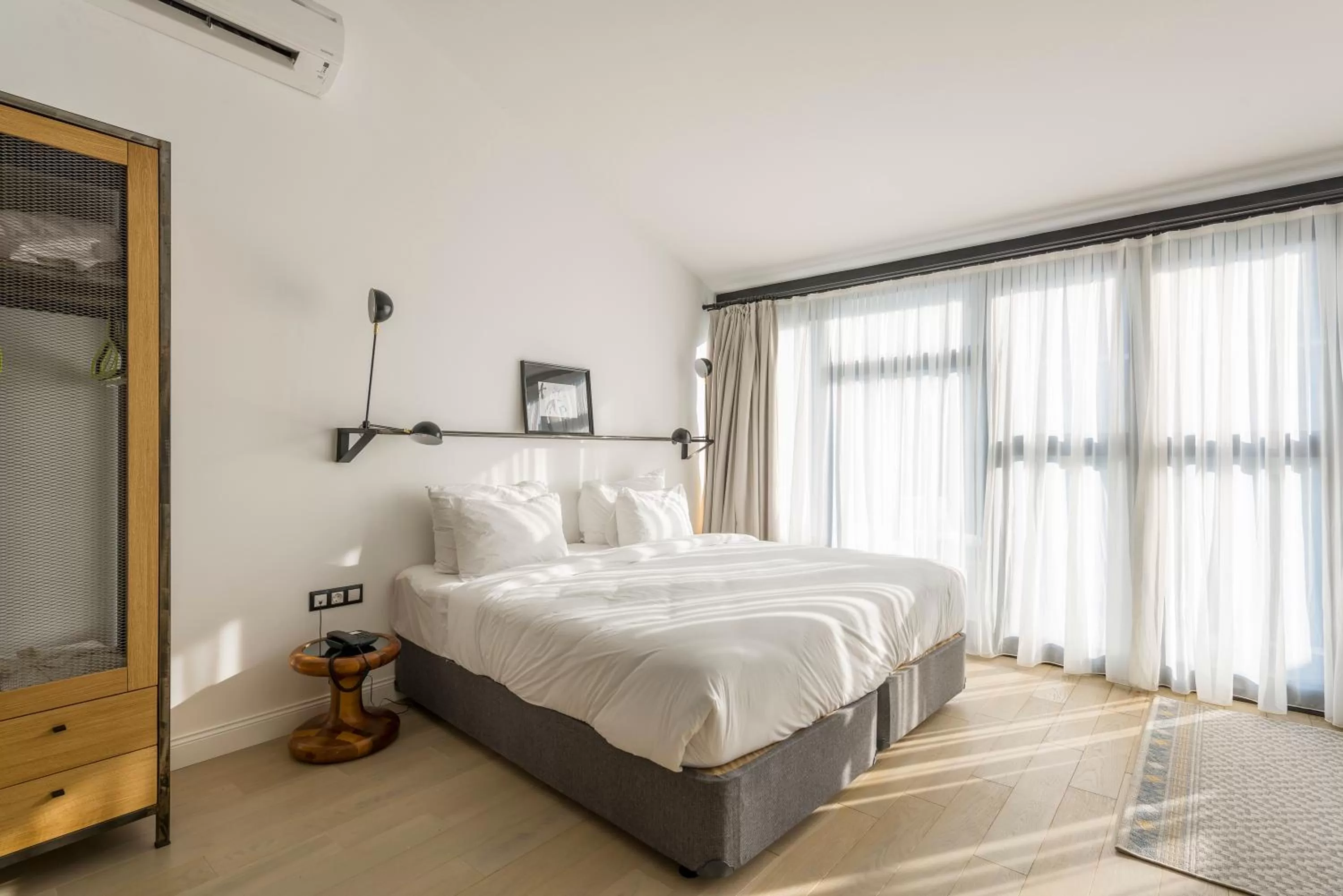 Day, Bed in Fitas Oda Beyoğlu