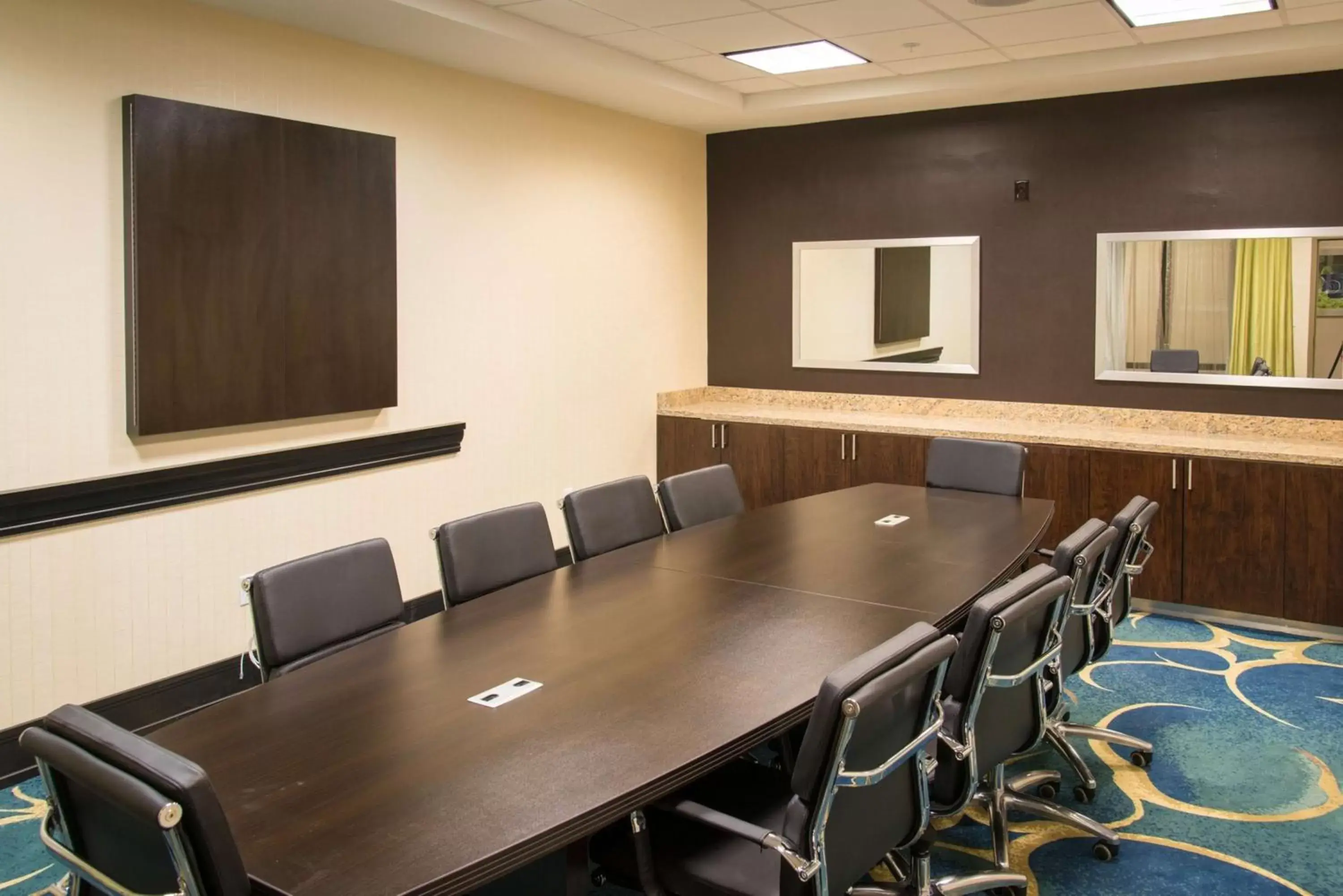 Meeting/conference room in Hampton Inn & Suites Gulfport