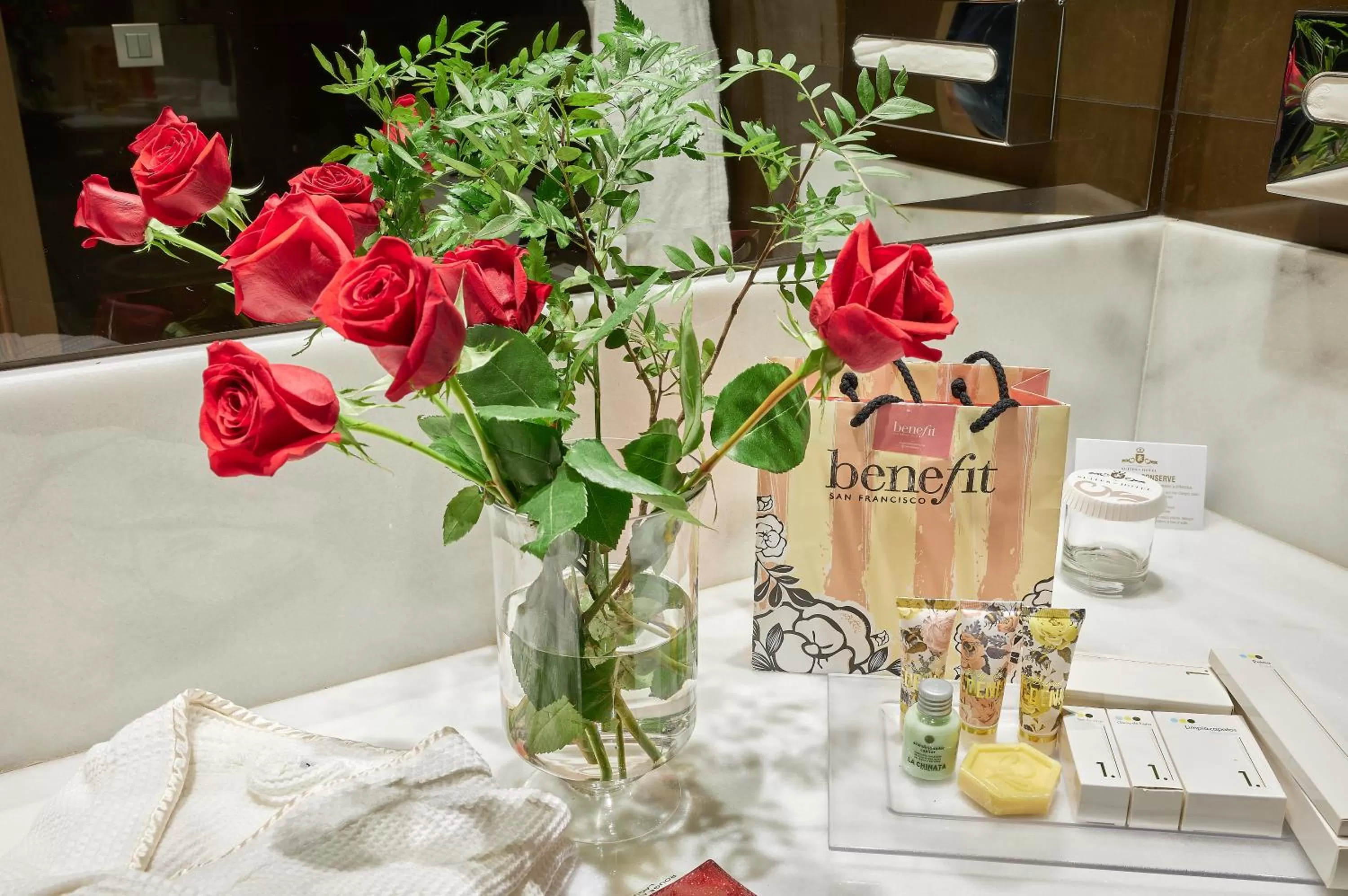 Bathroom in Nexus Valladolid Suites & Hotel