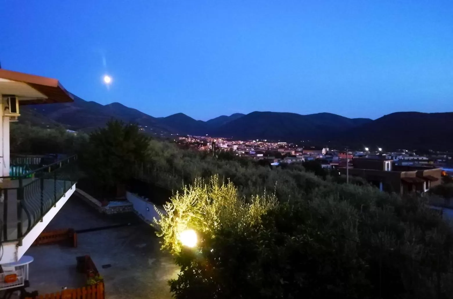 Neighbourhood in B&B Maison Villa Vittorio