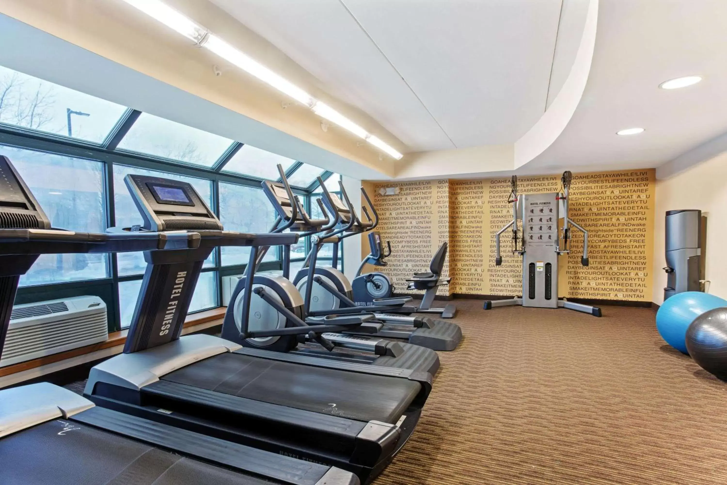 Fitness centre/facilities, Fitness Center/Facilities in La Quinta by Wyndham Boston Somerville