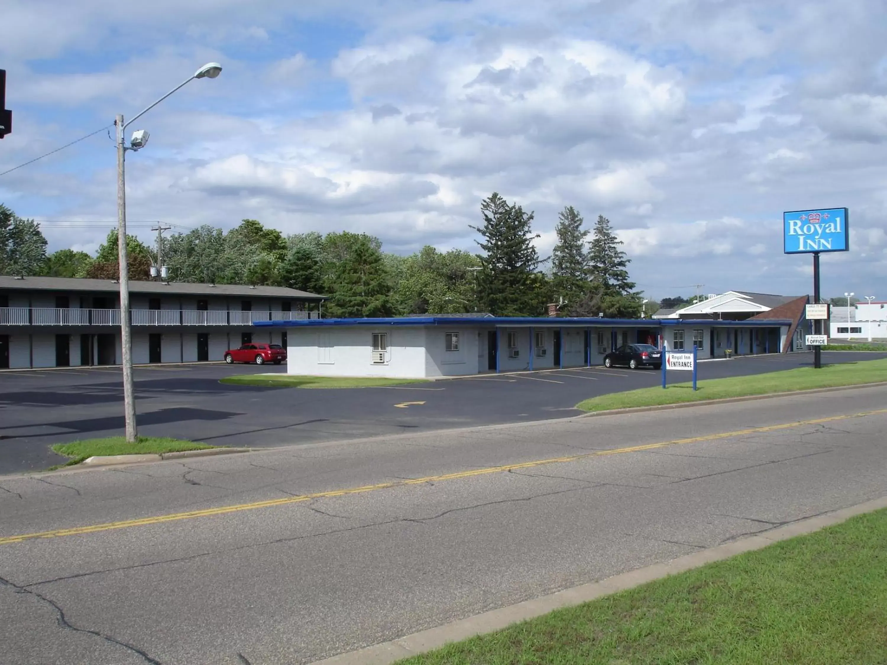 Facade/entrance, Property Building in Royal Inn Hudson I-94