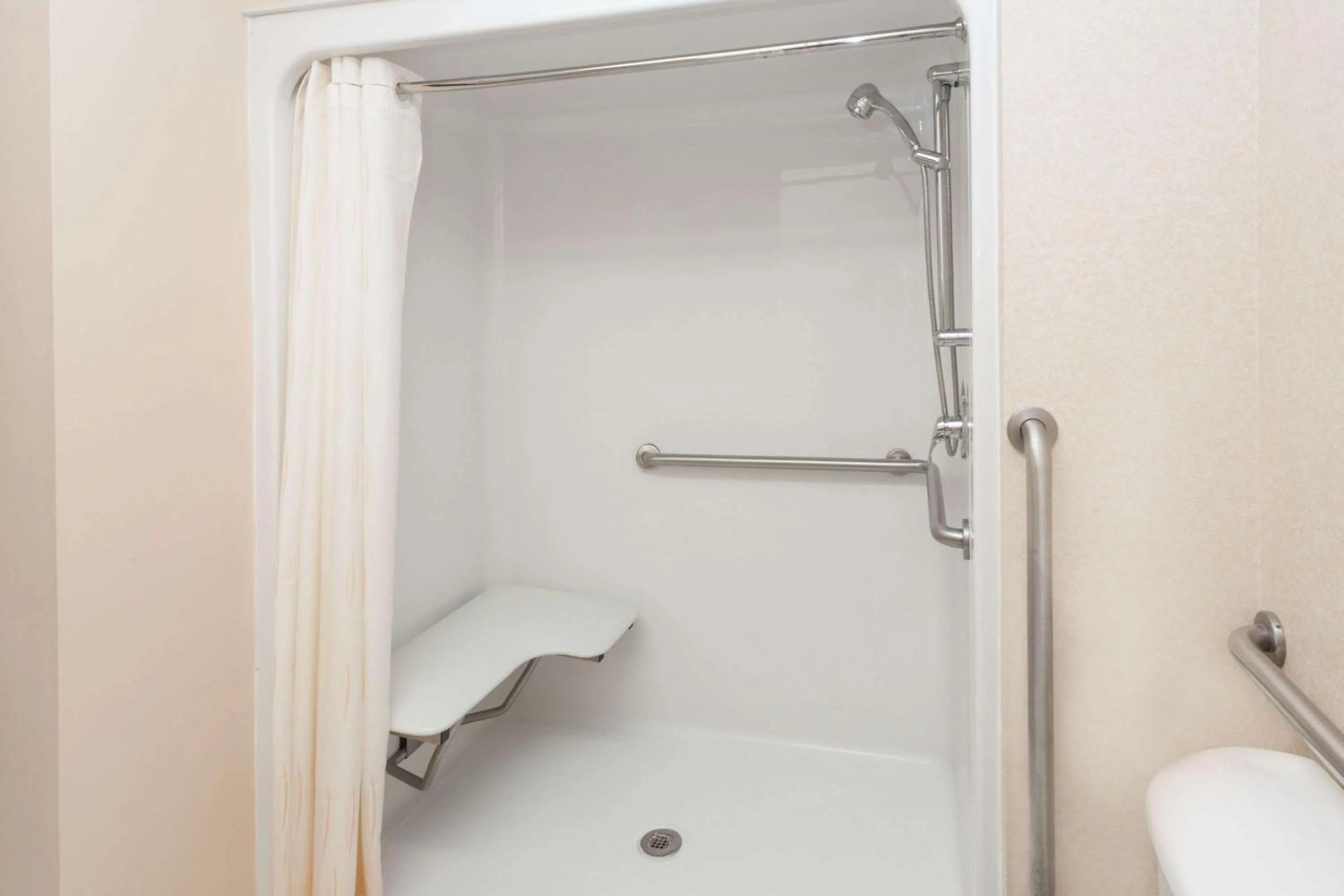 Bathroom in Baymont by Wyndham New Buffalo