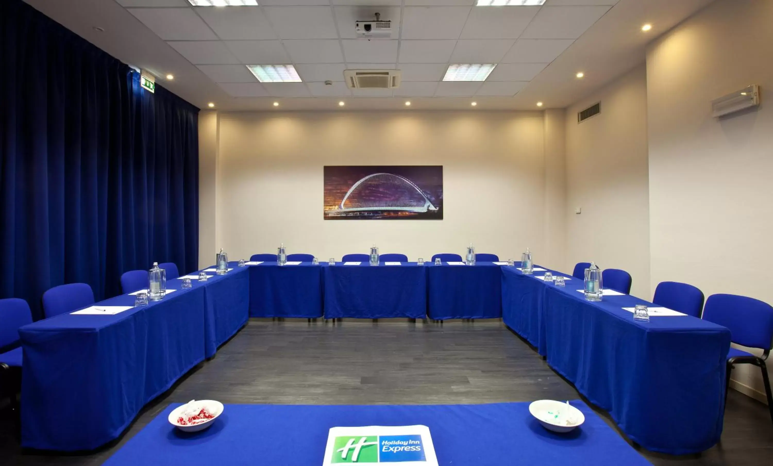 Meeting/conference room in Holiday Inn Express Reggio Emilia, an IHG Hotel