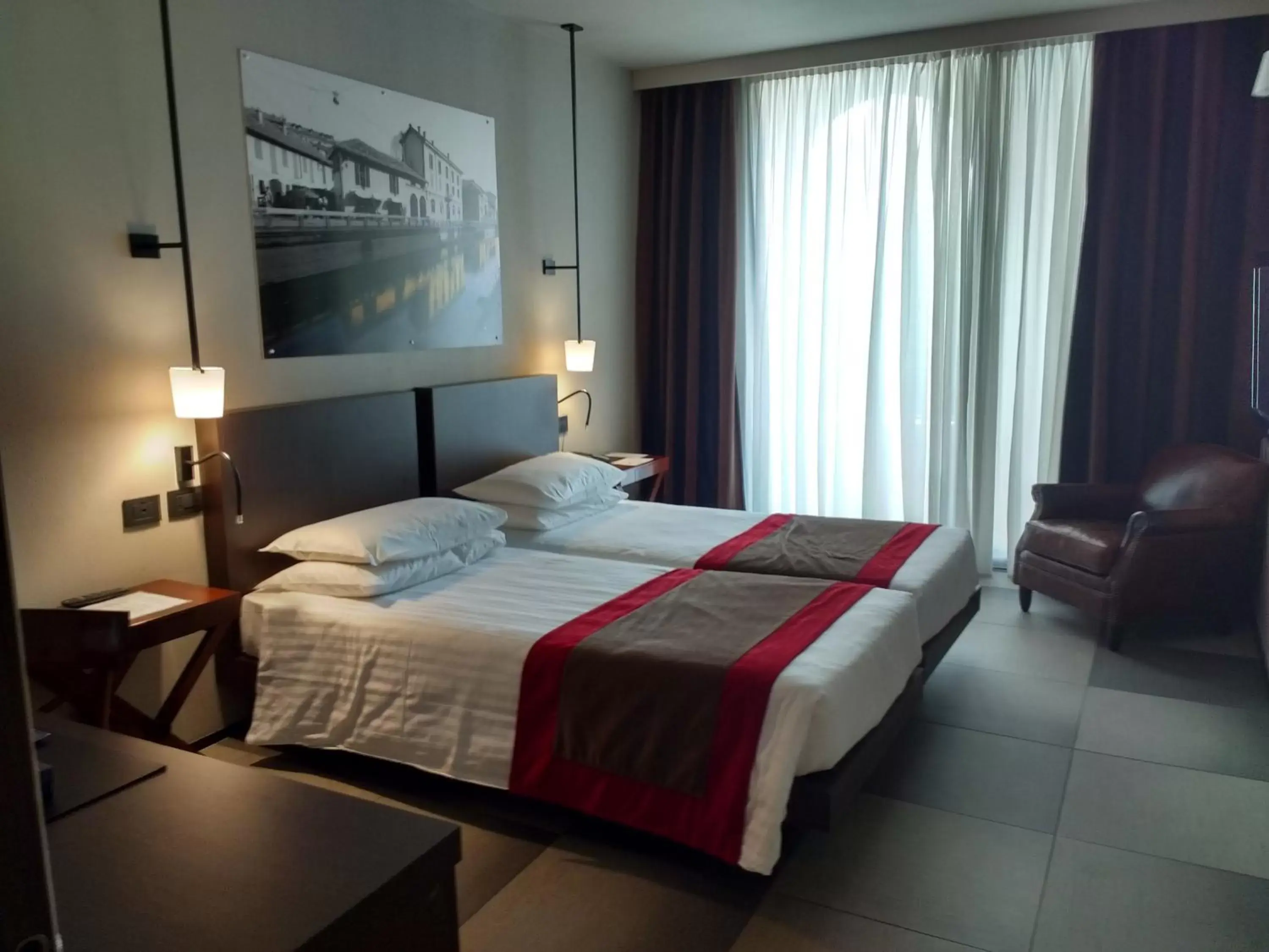 Bedroom, Bed in iH Hotels Milano Ambasciatori