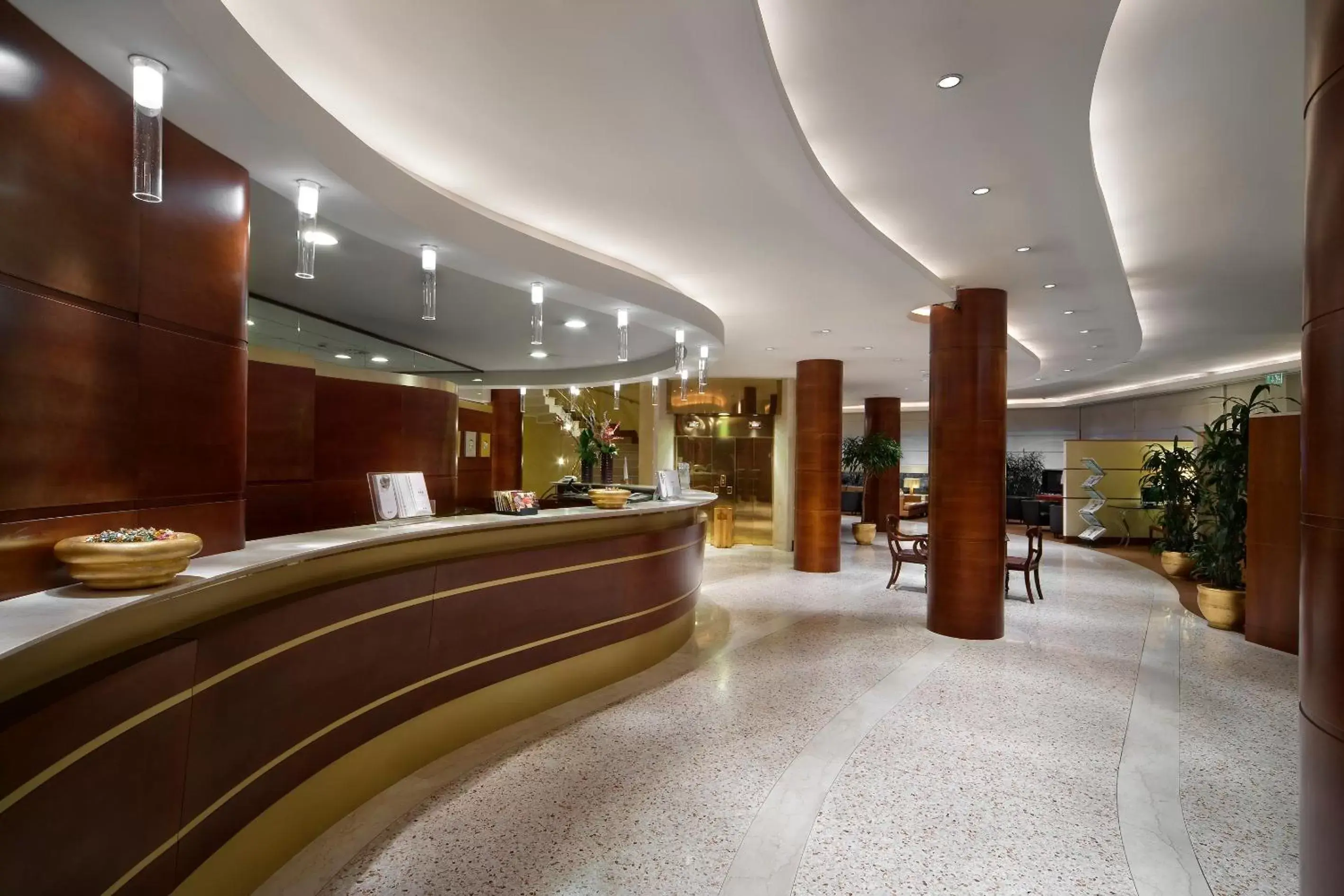 Lobby or reception, Lobby/Reception in UNAHOTELS Cusani Milano