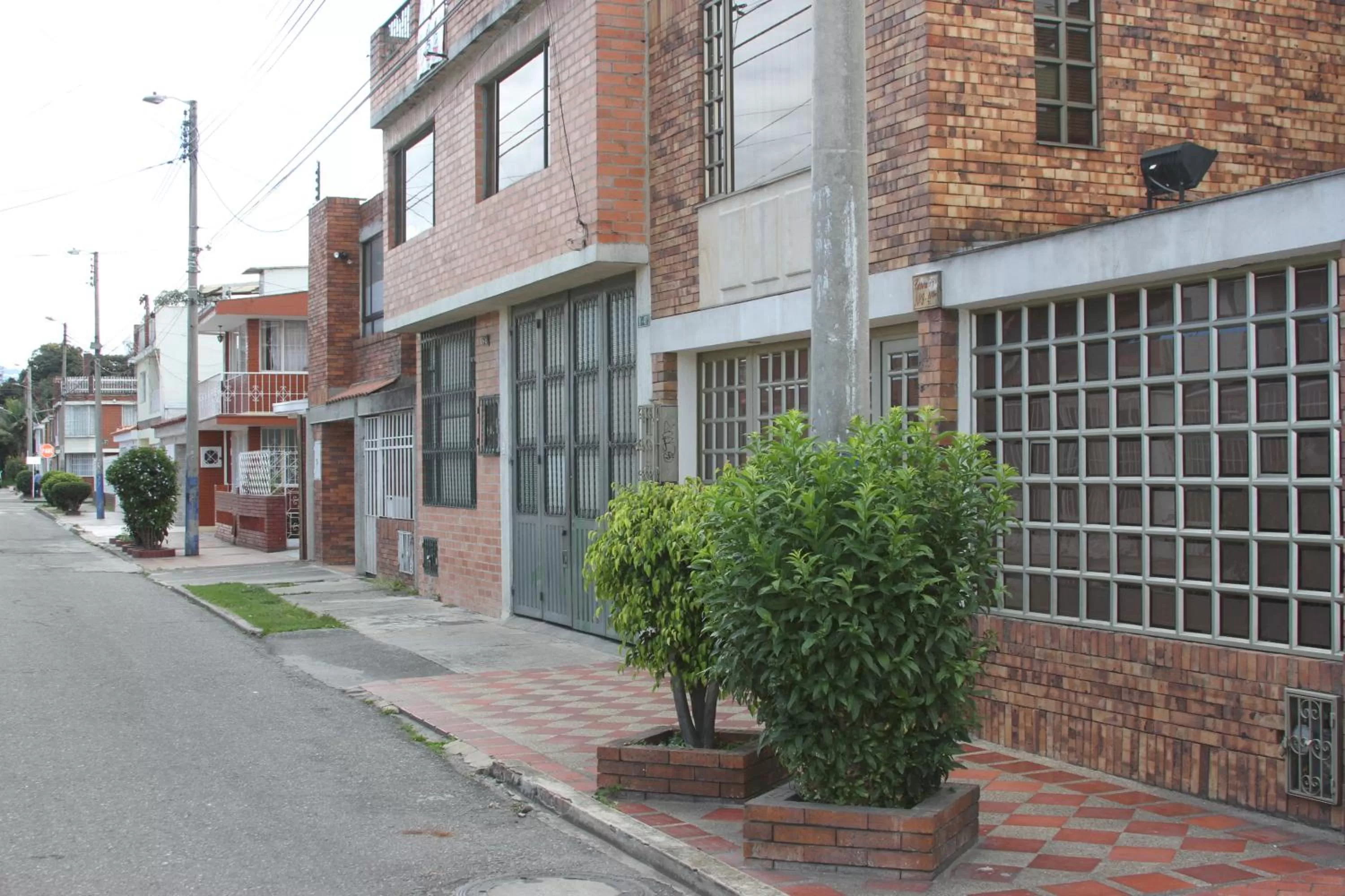 Facade/entrance, Property Building in D'lujo