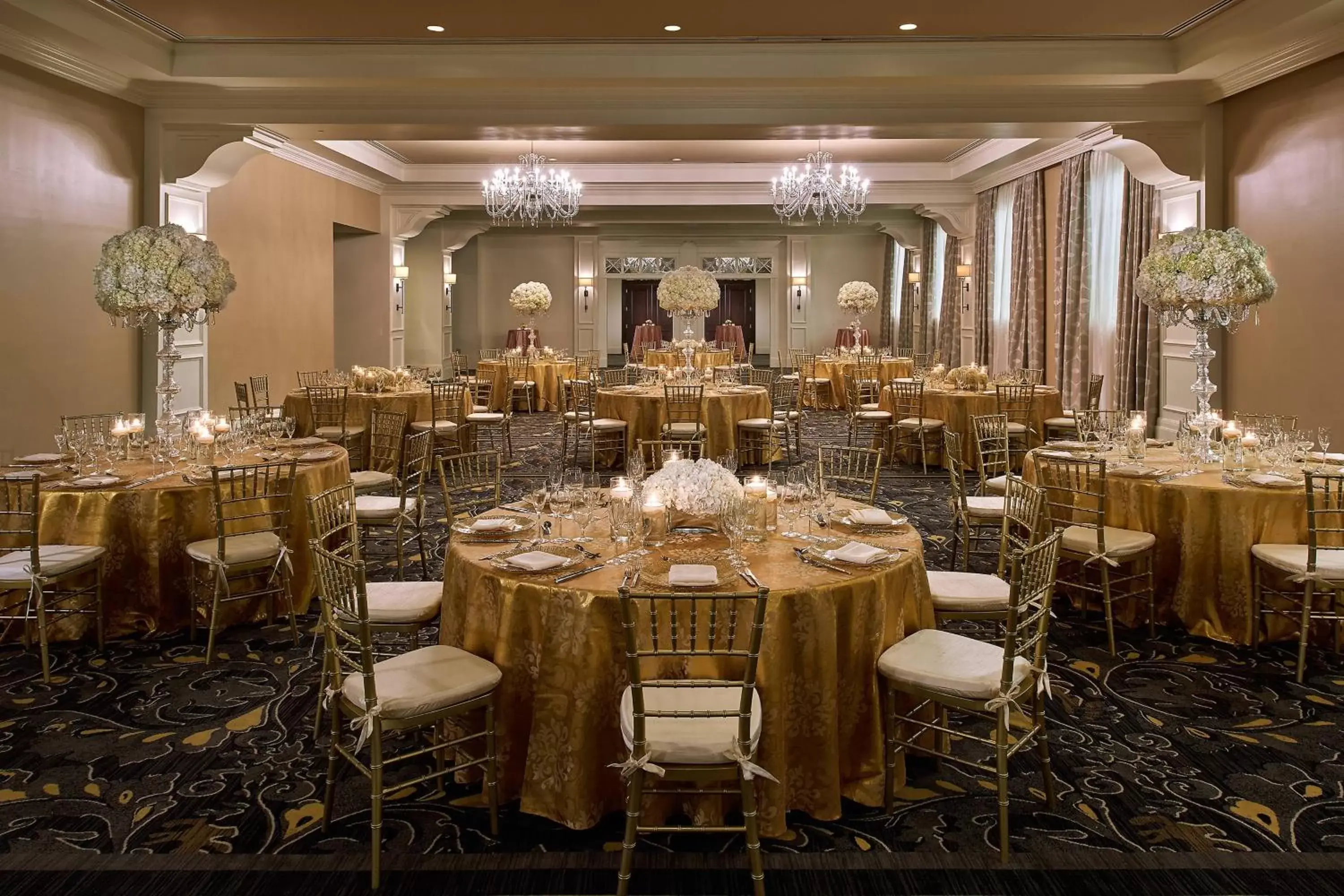 Banquet/Function facilities, Banquet Facilities in Hotel Colonnade Coral Gables, Autograph Collection