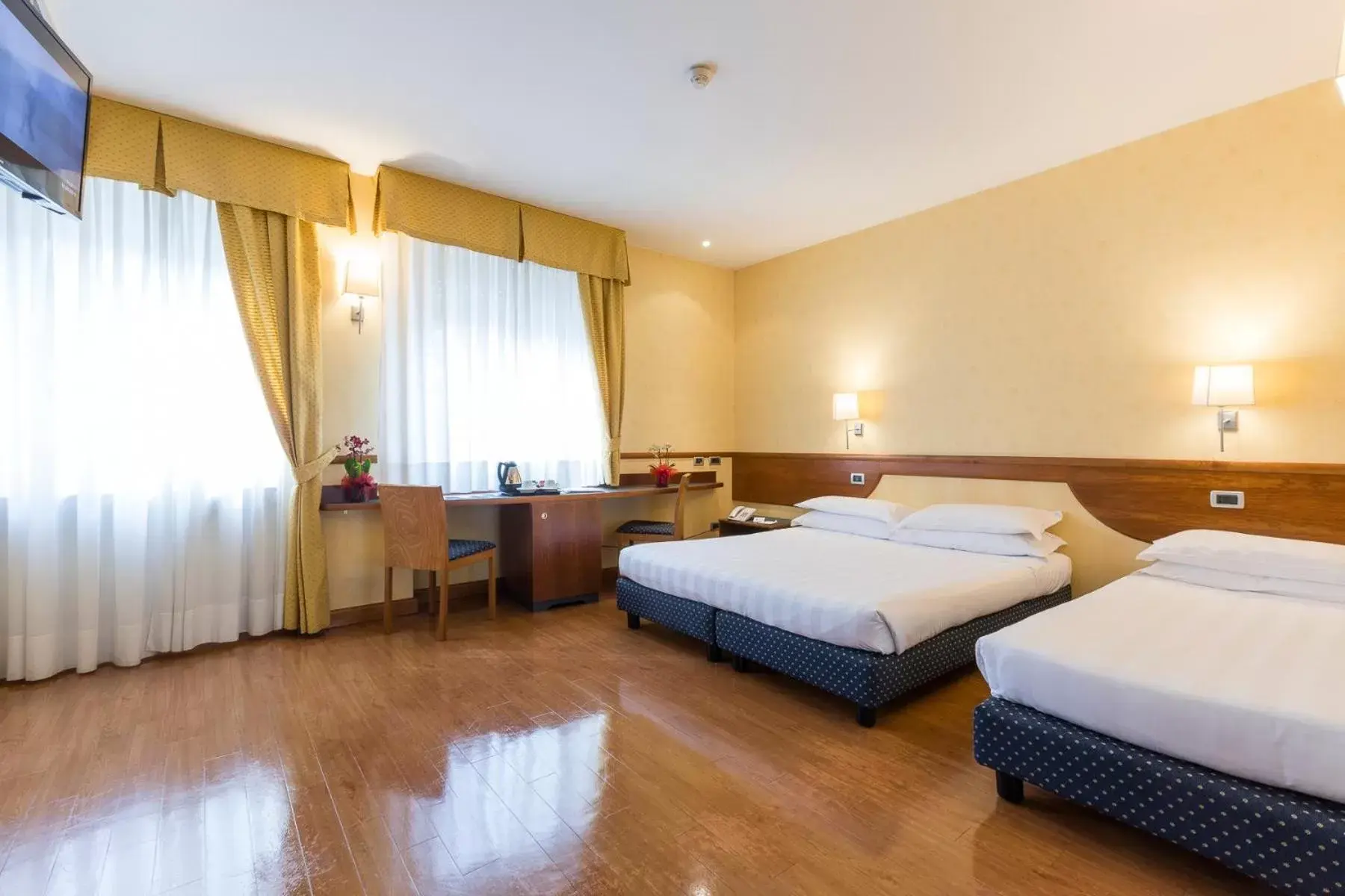 Photo of the whole room, Bed in Best Western Hotel I Colli