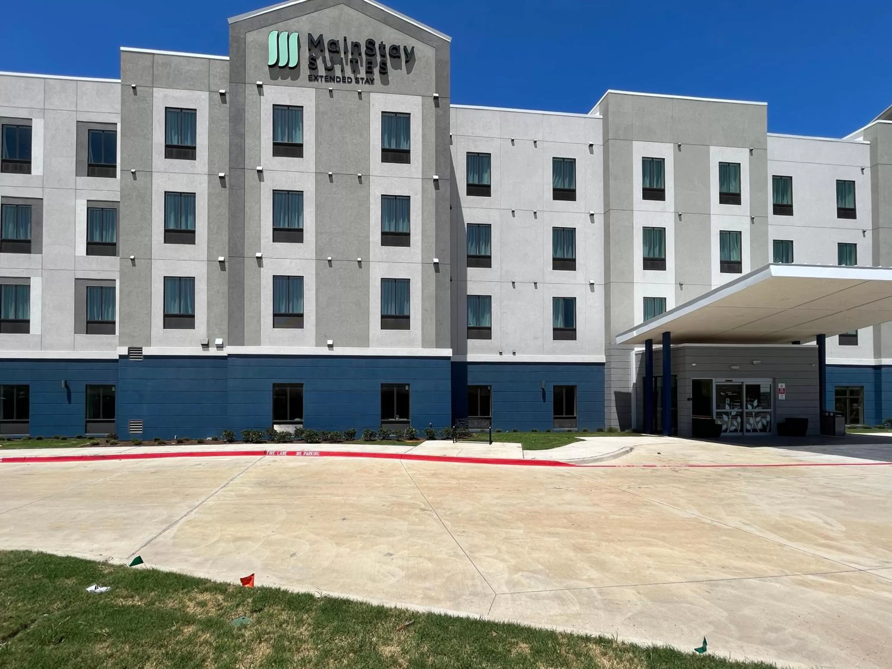 Property building in MainStay Suites Dallas Northwest - Irving