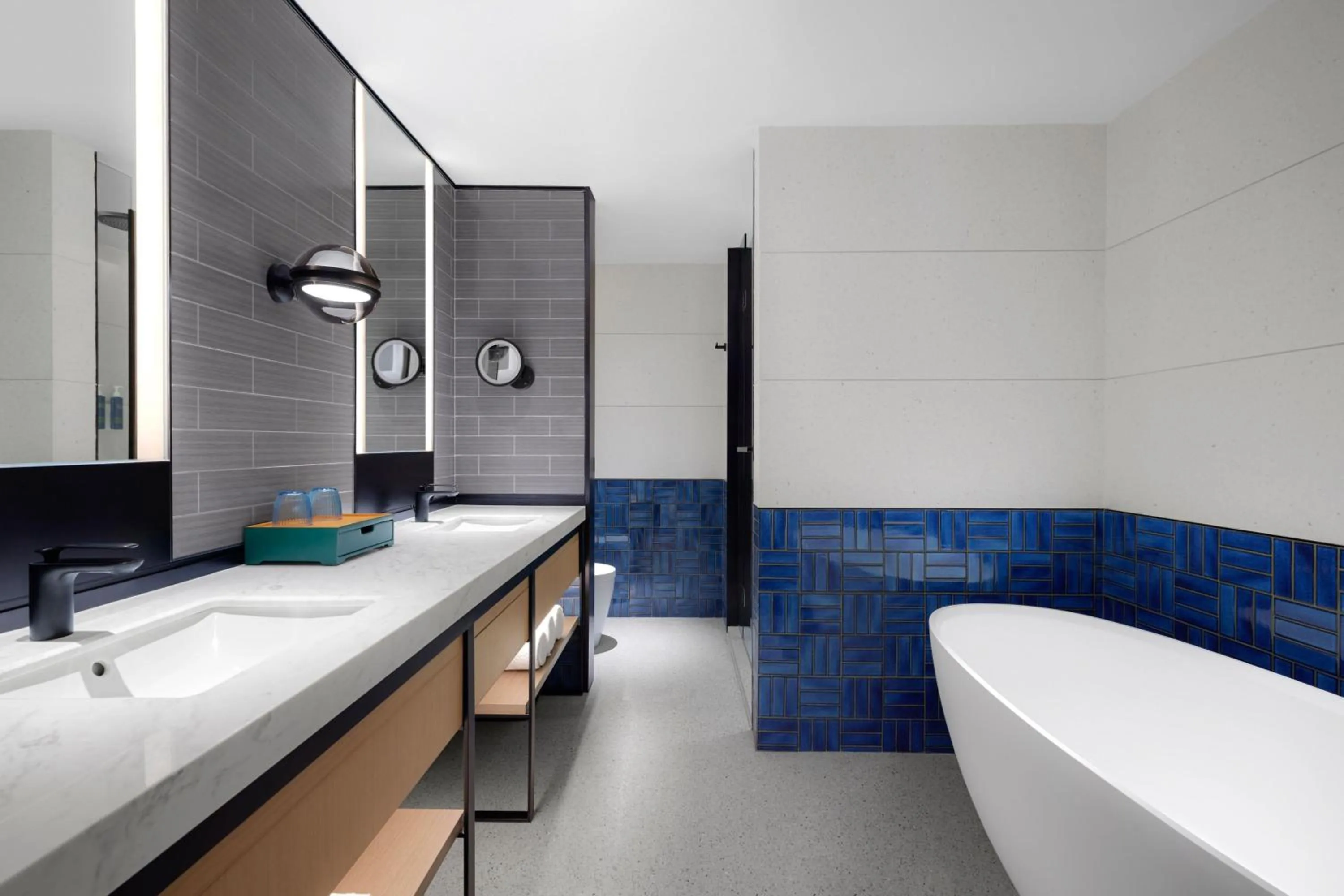 Bathroom in Four Points by Sheraton Shenzhen Bao'an