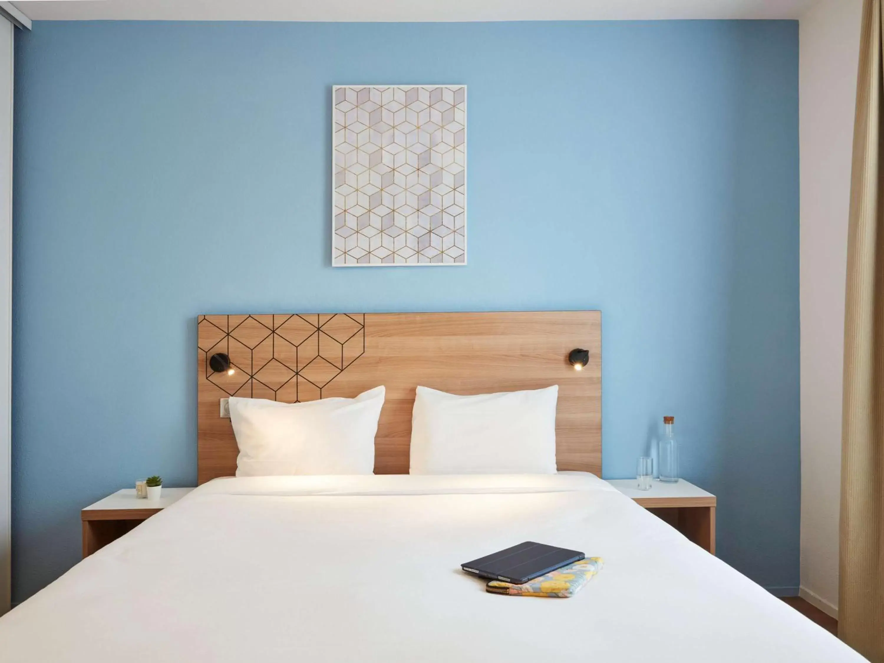 Bedroom, Bed in Aparthotel Adagio Access Paris Quai d'Ivry