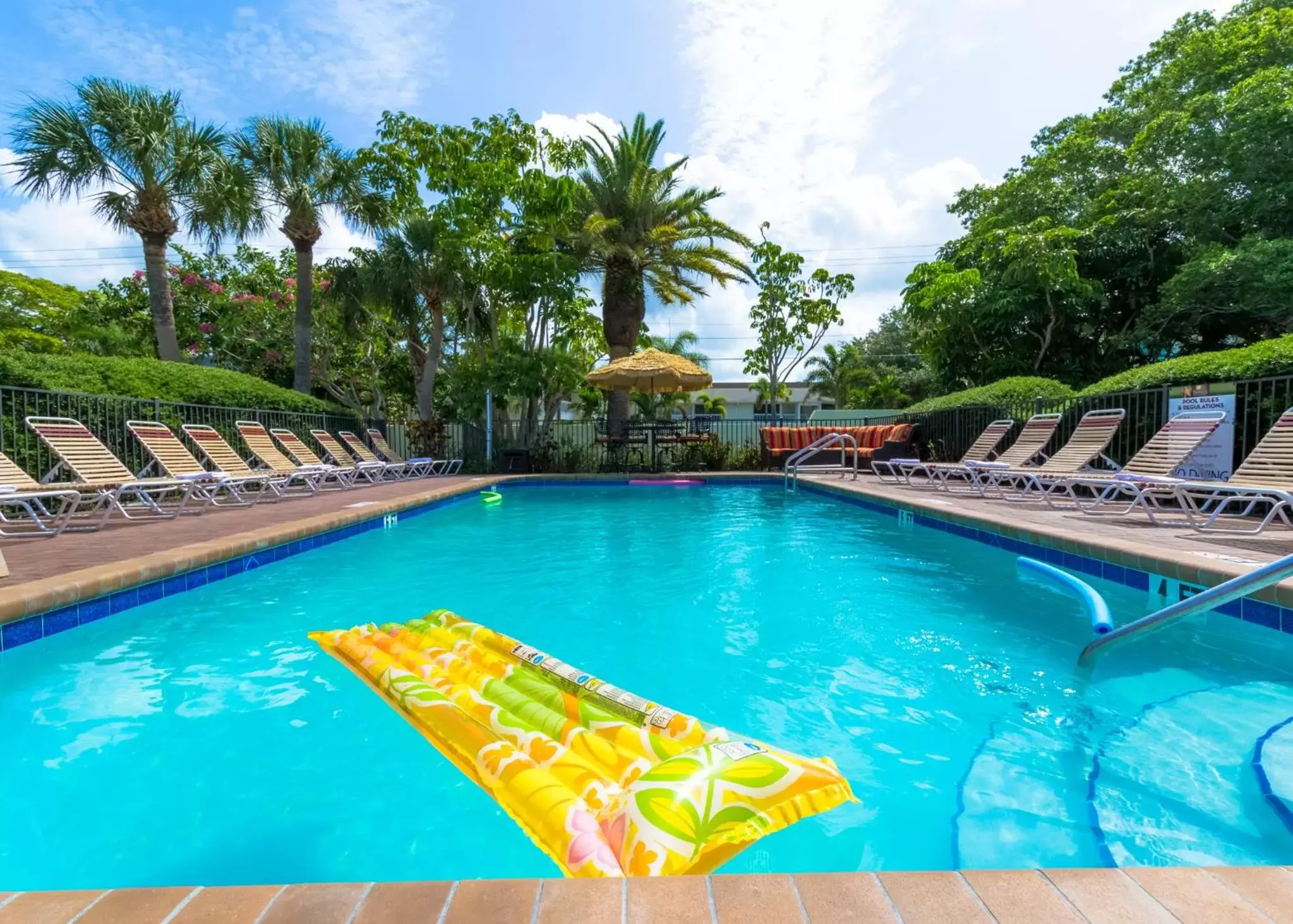 Swimming Pool in Tropical Beach Resorts - Sarasota