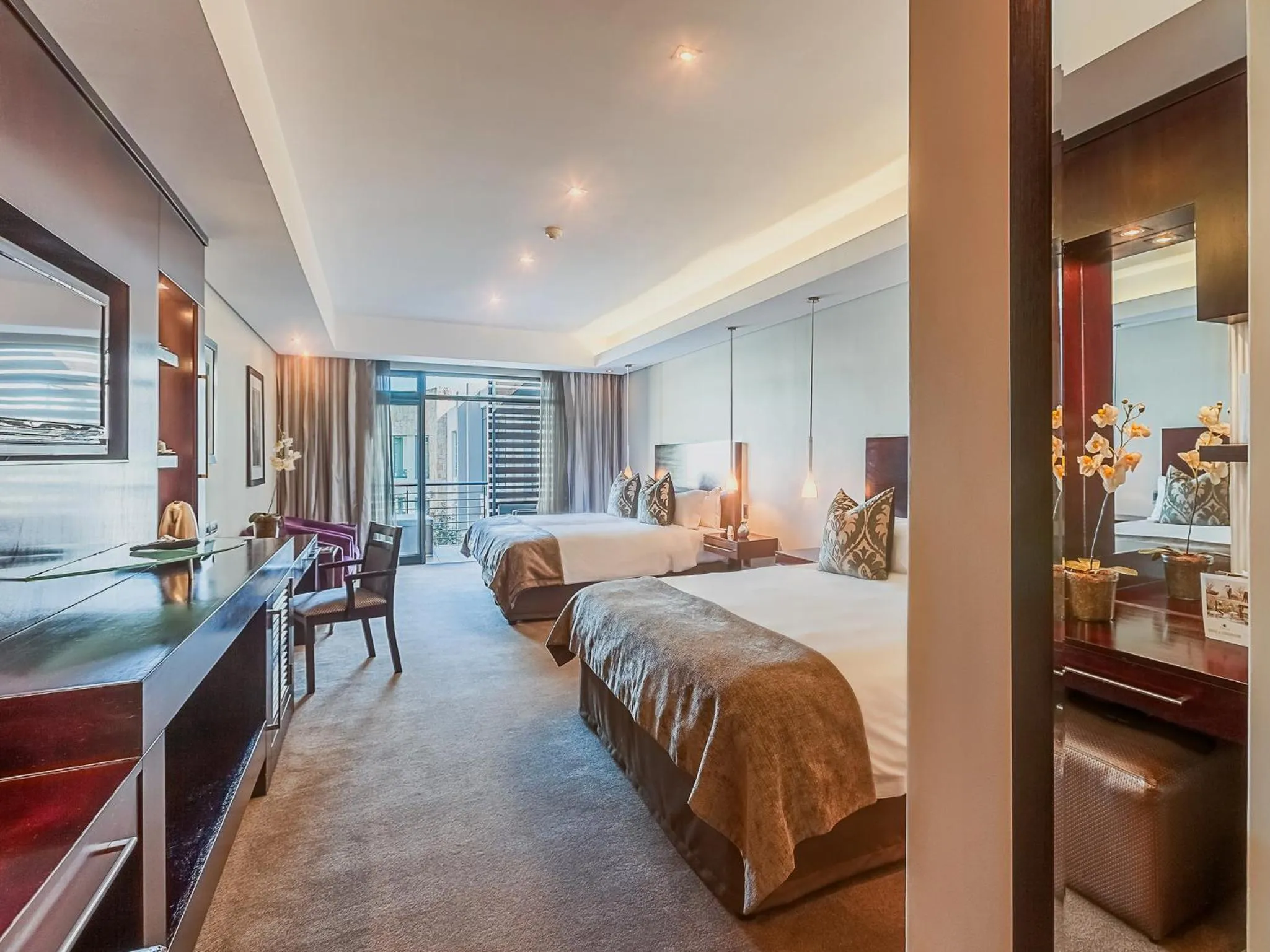 Bed in The Fairway Hotel, Spa & Golf Resort