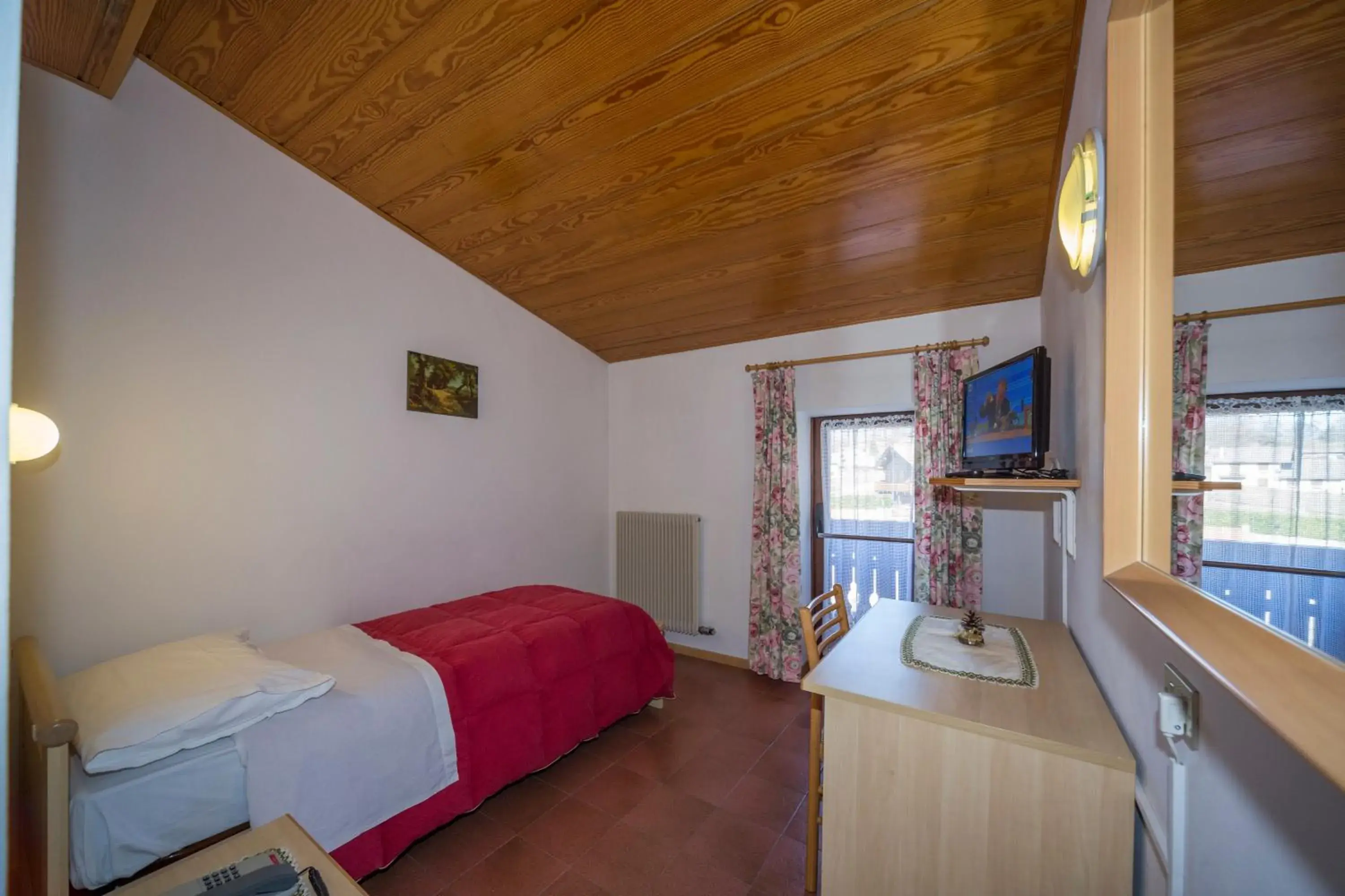 Bedroom, Bed in Hotel Trentino