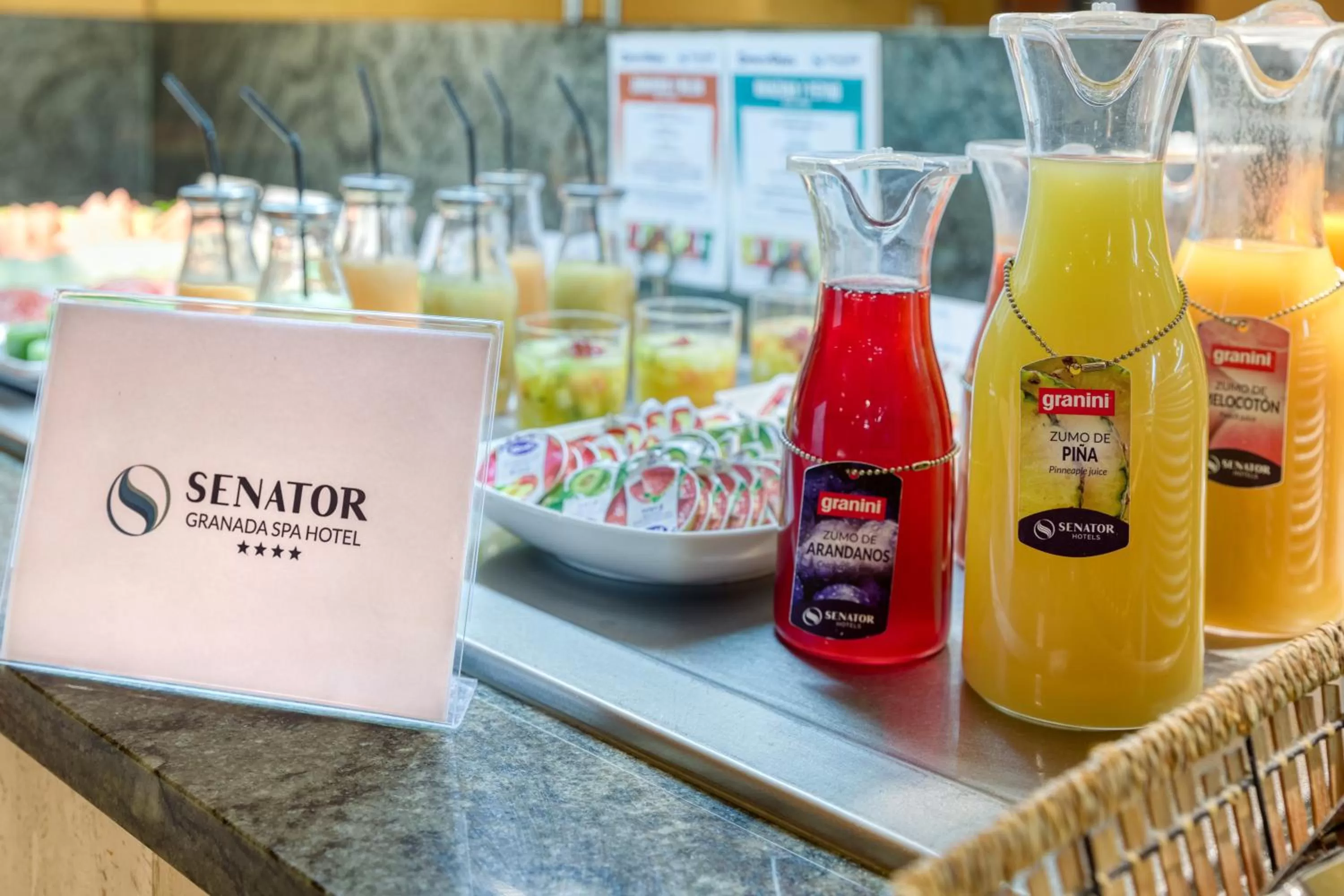 Food and drinks in Senator Granada