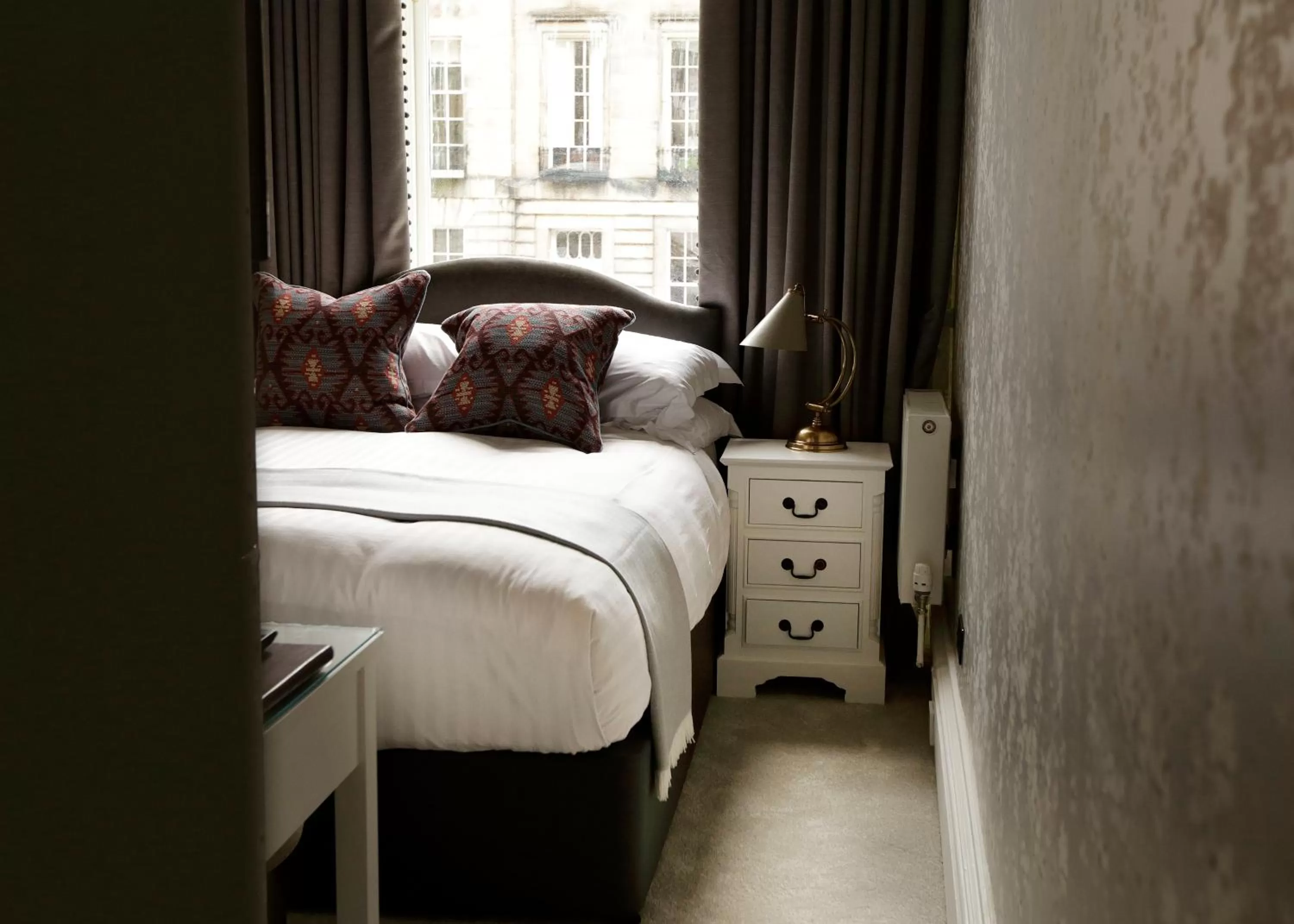 Bed in Nira Caledonia