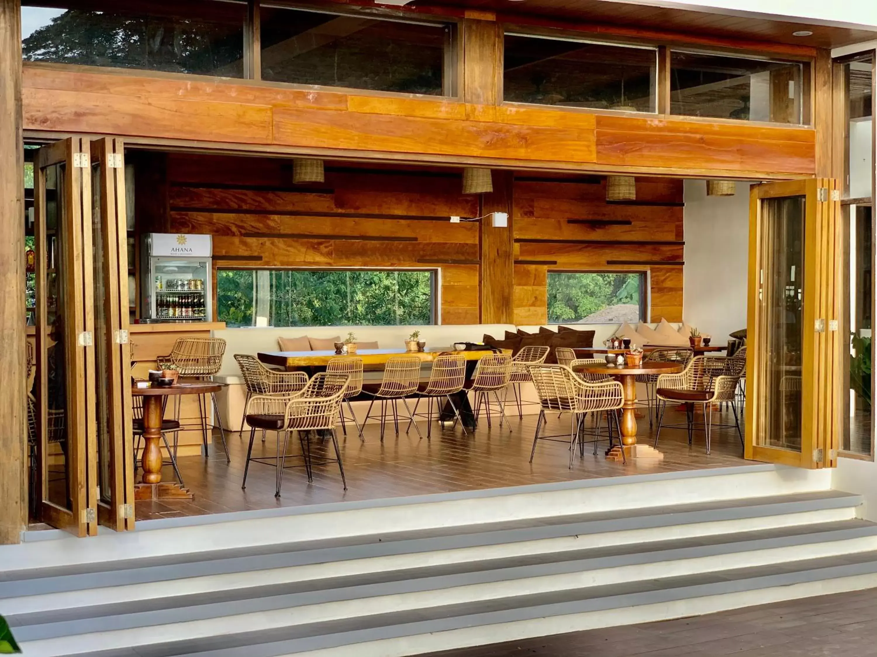 Restaurant/places to eat in Ahana Resort El Nido Restaurant/places to eat in Ahana Resort El Nido