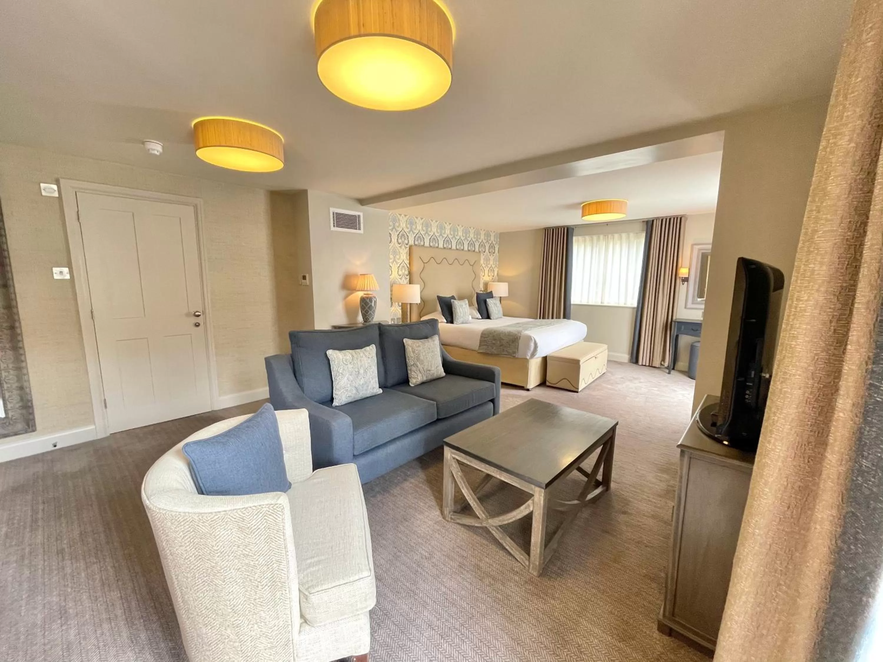 Bed in Park Farm Hotel