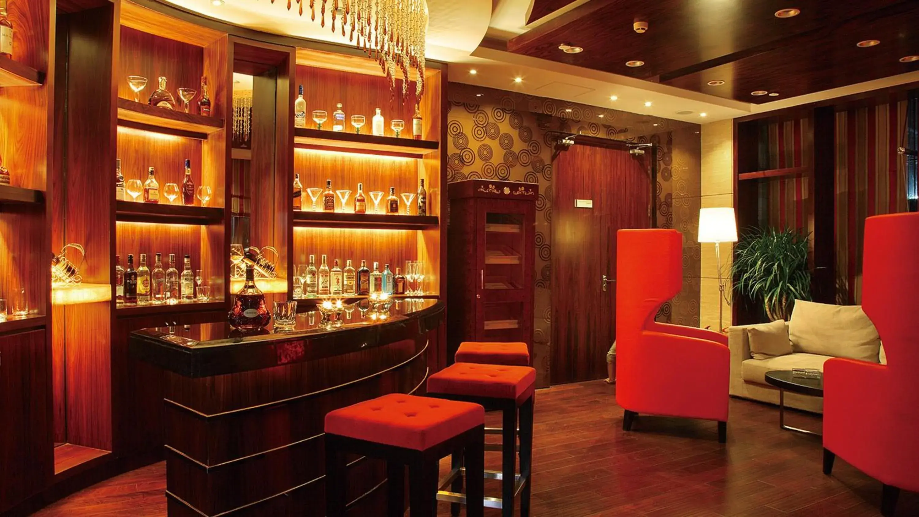 Lounge or bar, Lounge/Bar in Qingdao Parkview Holiday Hotel