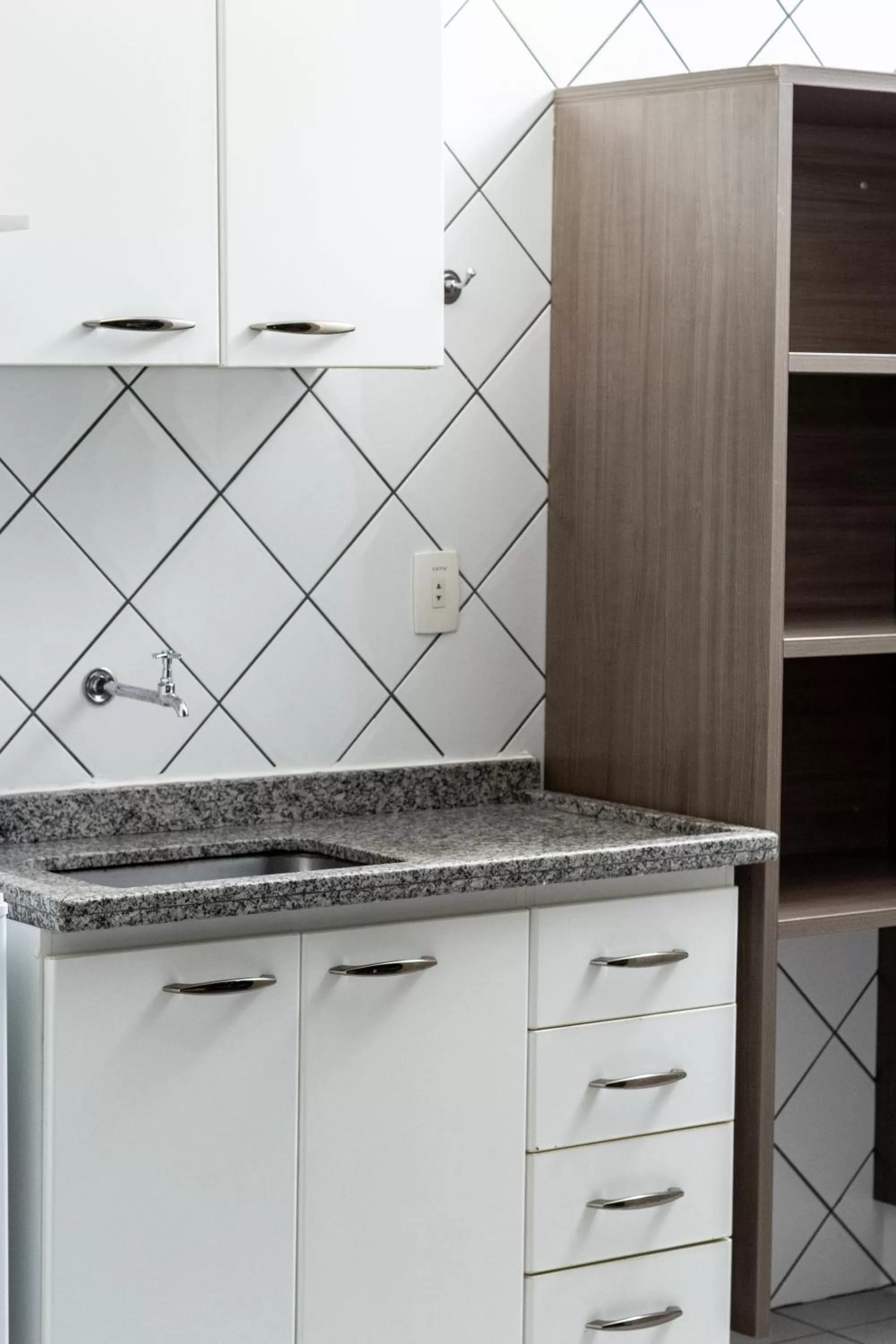 Kitchen or kitchenette in Astor Hotel