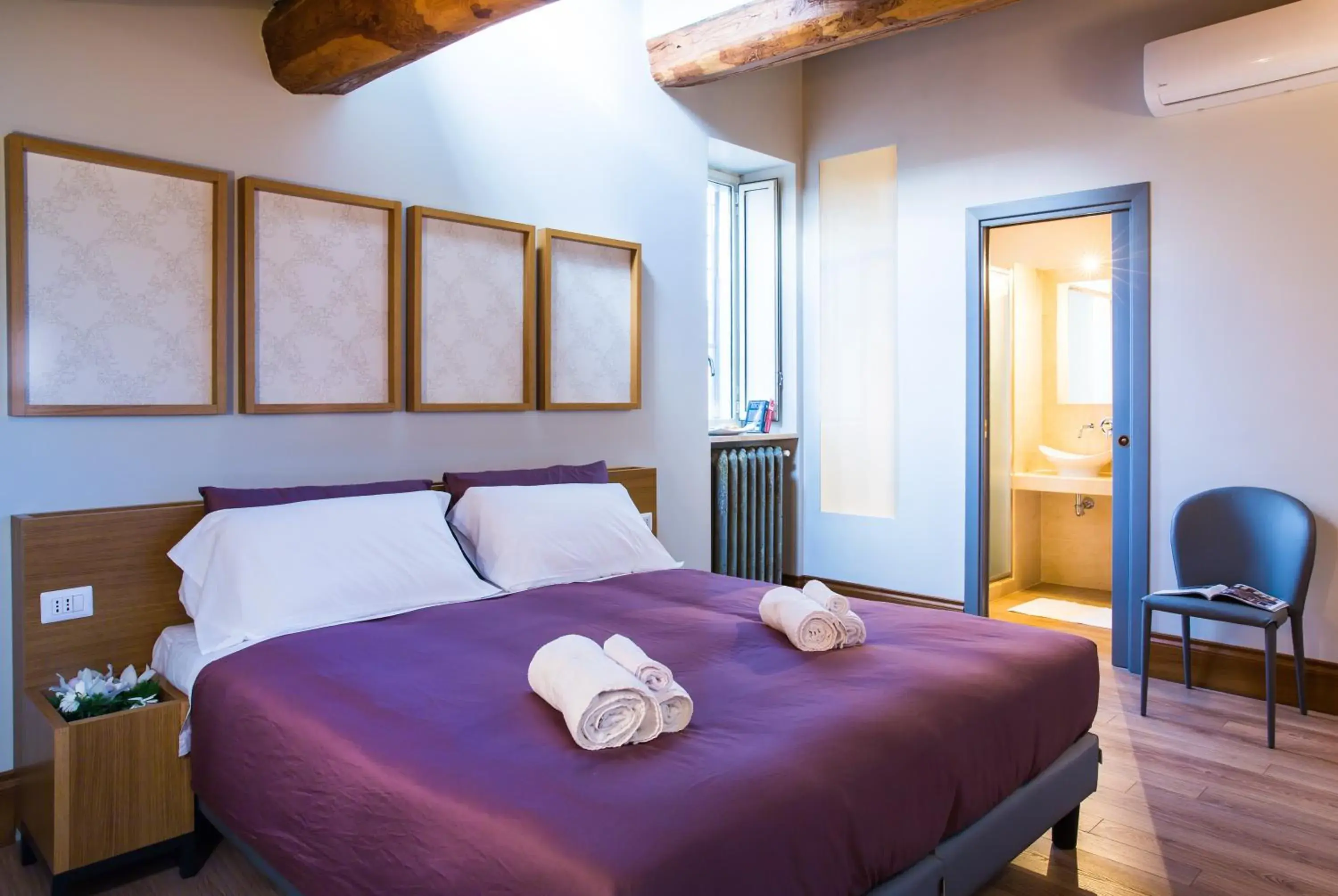 Deluxe Double Room in Grand Master Suites Deluxe Double Room in Grand Master Suites