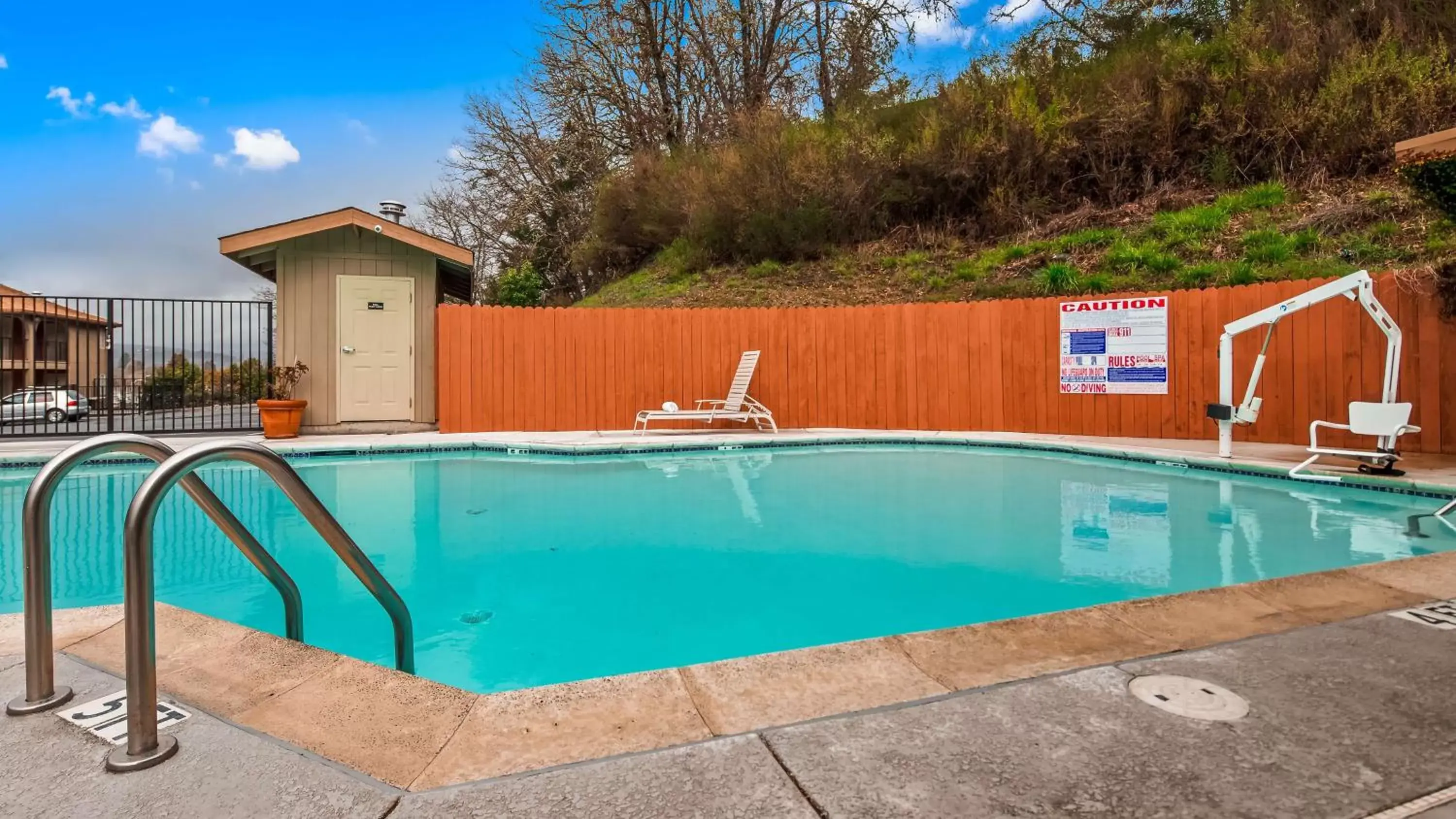 On site, Swimming Pool in Best Western Willits Inn