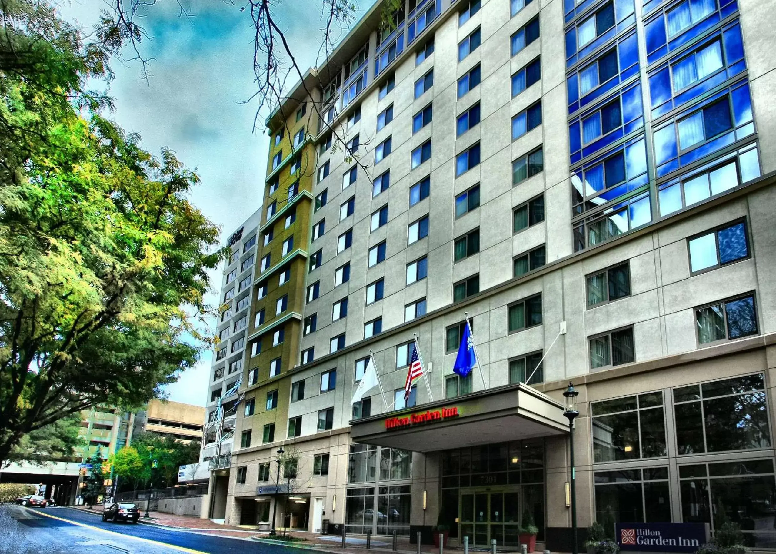 Property Building in Hilton Garden Inn Bethesda Downtown