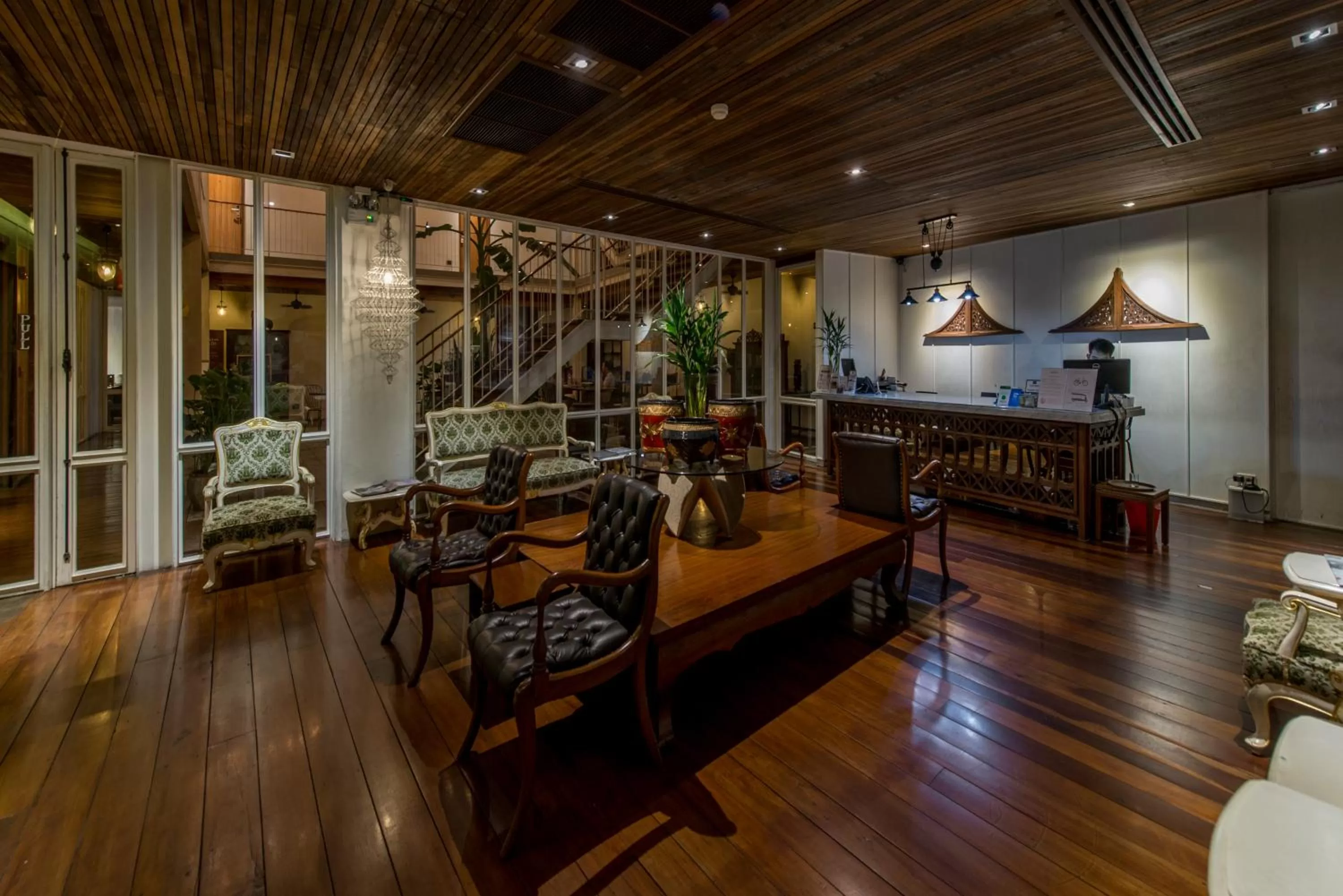 Lobby or reception in Nanda Heritage Hotel