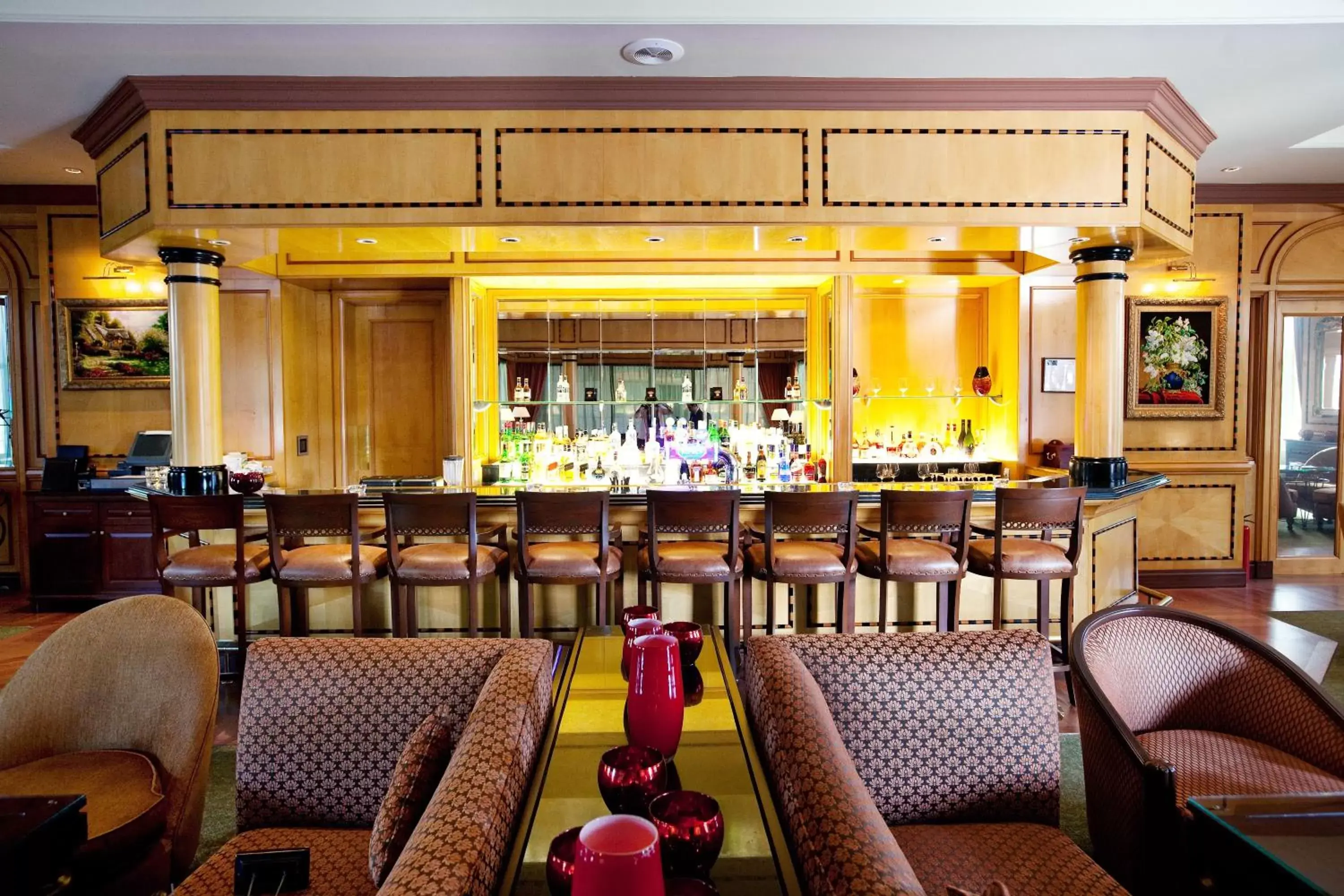 Lounge or bar, Lounge/Bar in InterContinental Almaty, an IHG Hotel