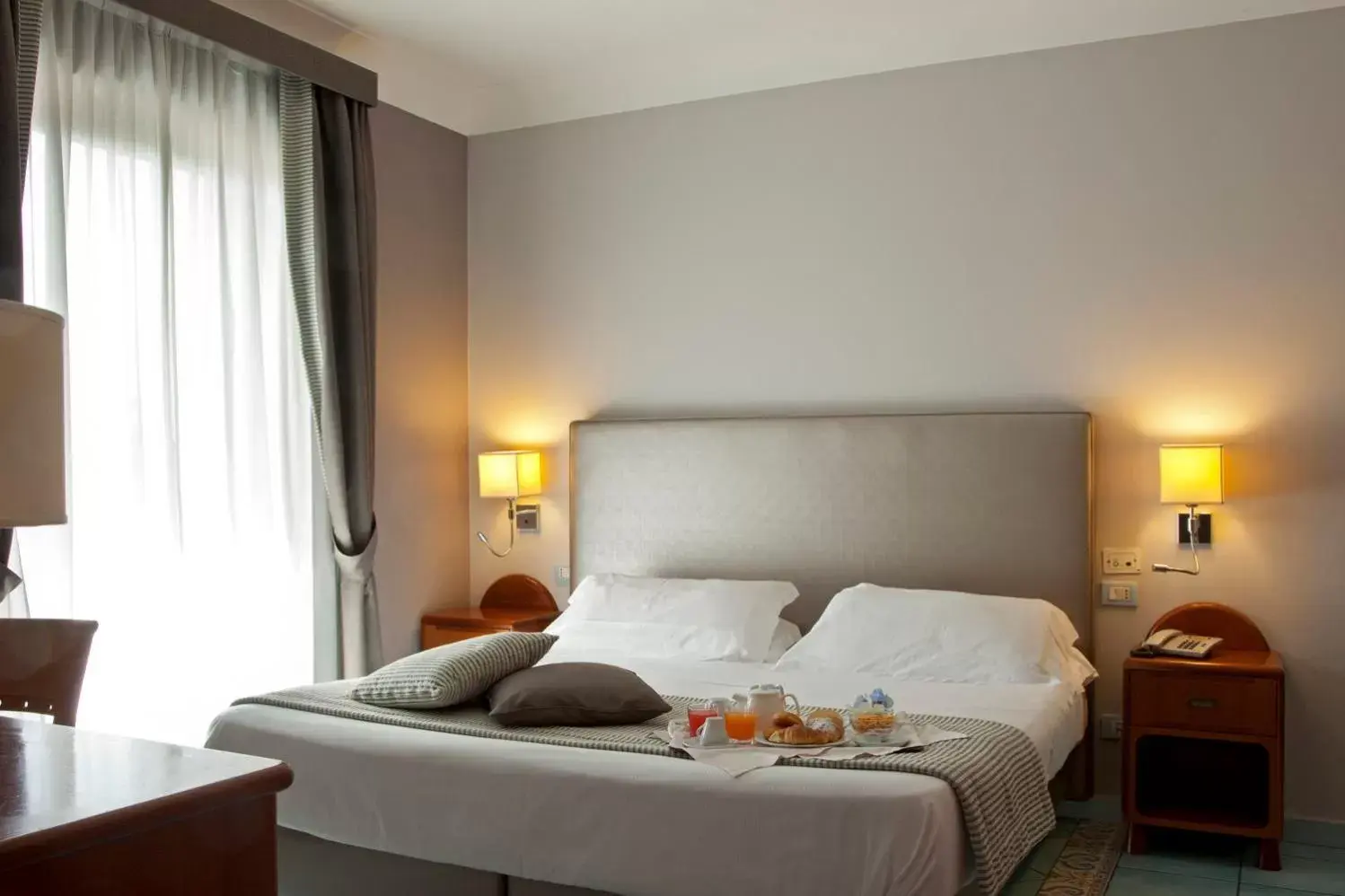 Bed in Hotel Villa Luisa