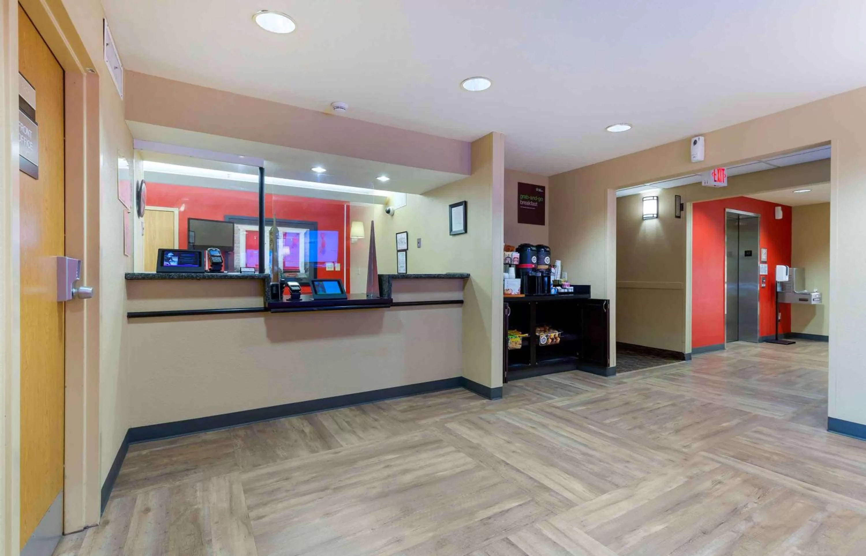 Lobby or reception, Lobby/Reception in Extended Stay America Suites - Washington, DC - Fairfax